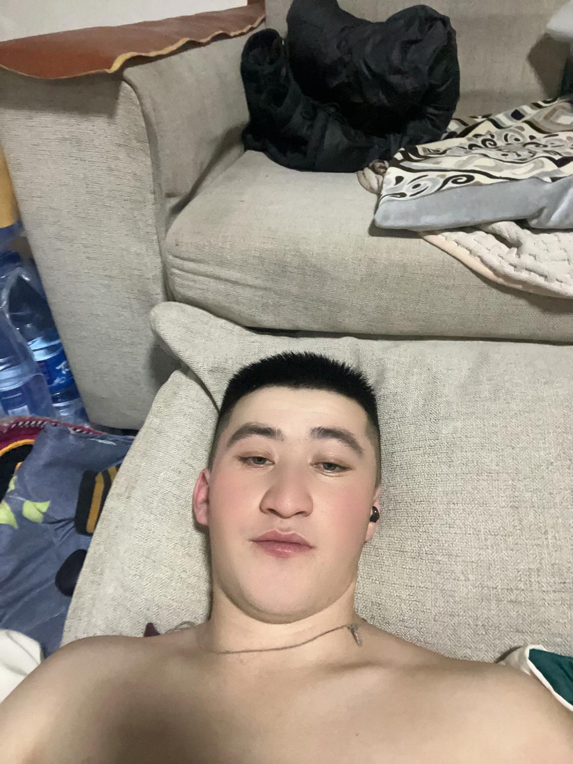@Ay_tu