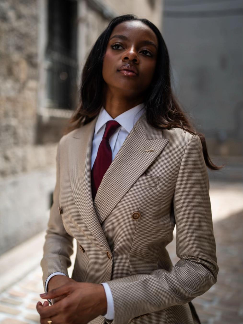 @SUITABLEE