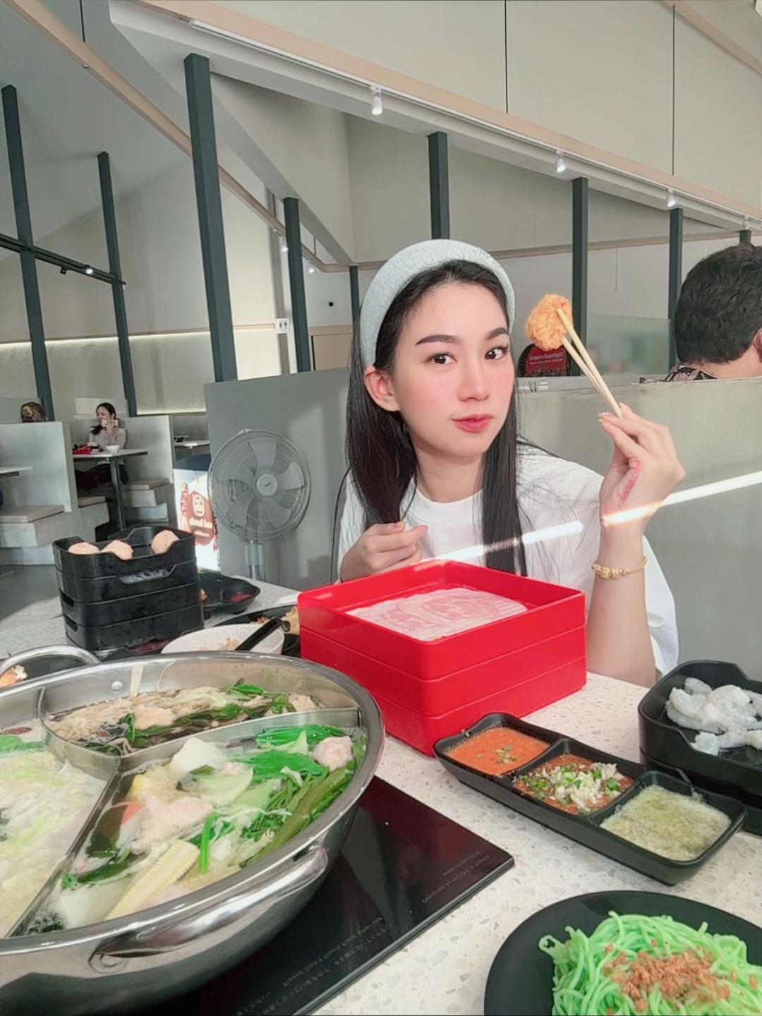 @น้องบัว ริศเยอะ