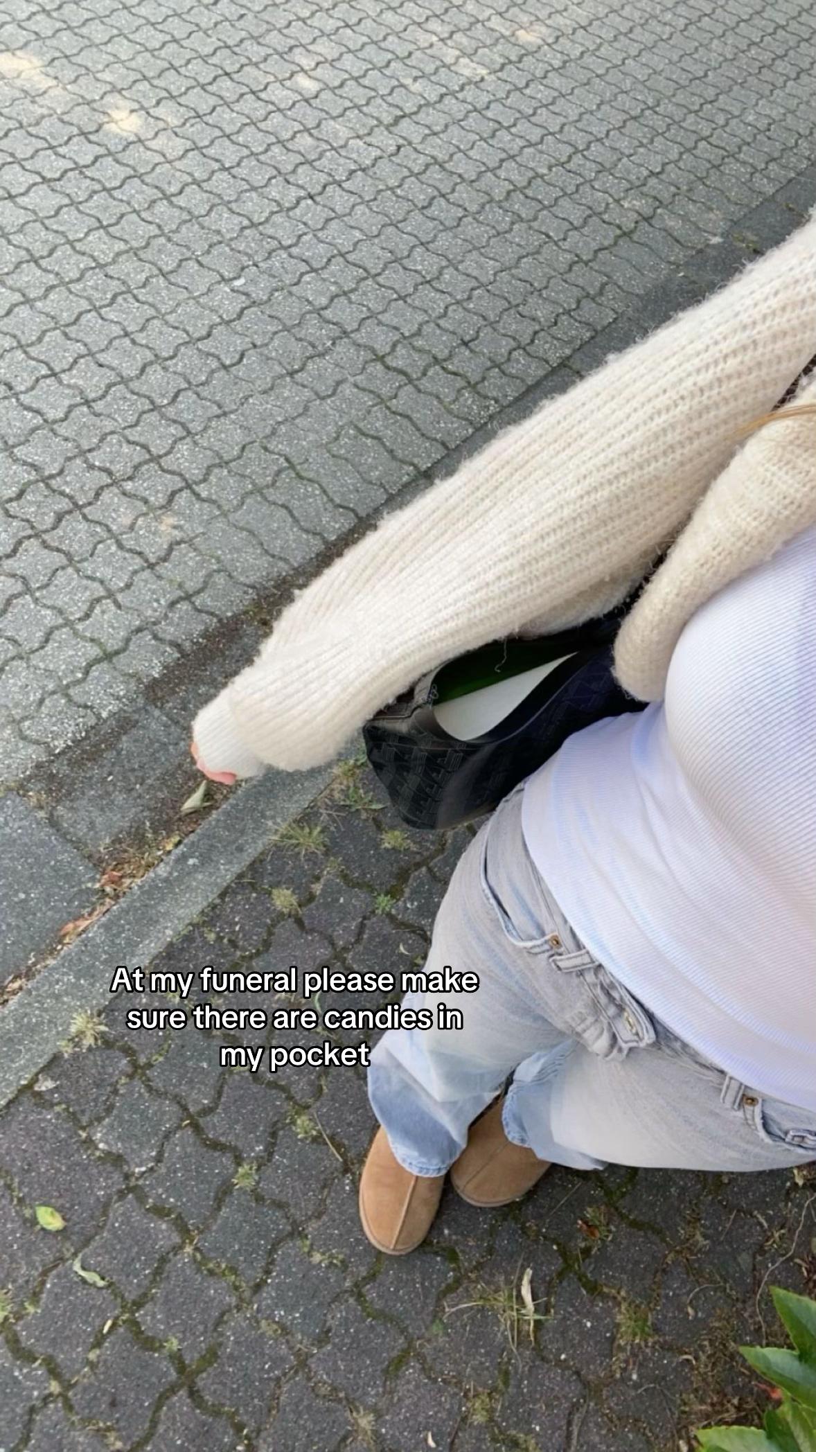 @𝒥ℯ𝓈𝓈ℯ ℒℯ𝓌𝒾𝓈 🦸🏻🪽&acute; ⋆