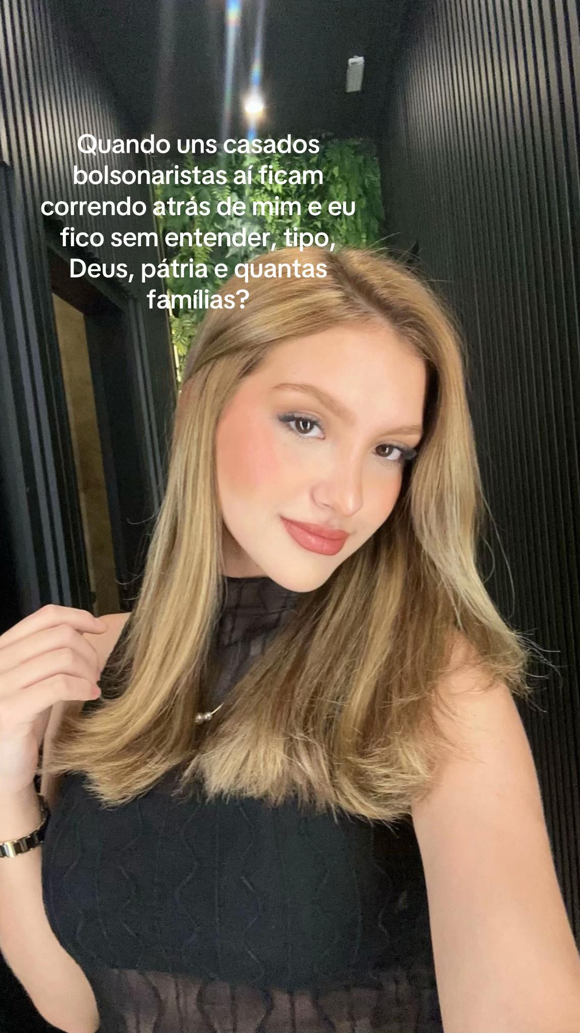 @Ju✨