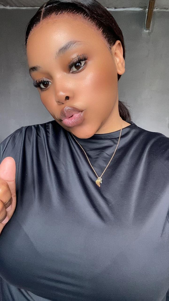 @nomthawenkosi🇿🇦