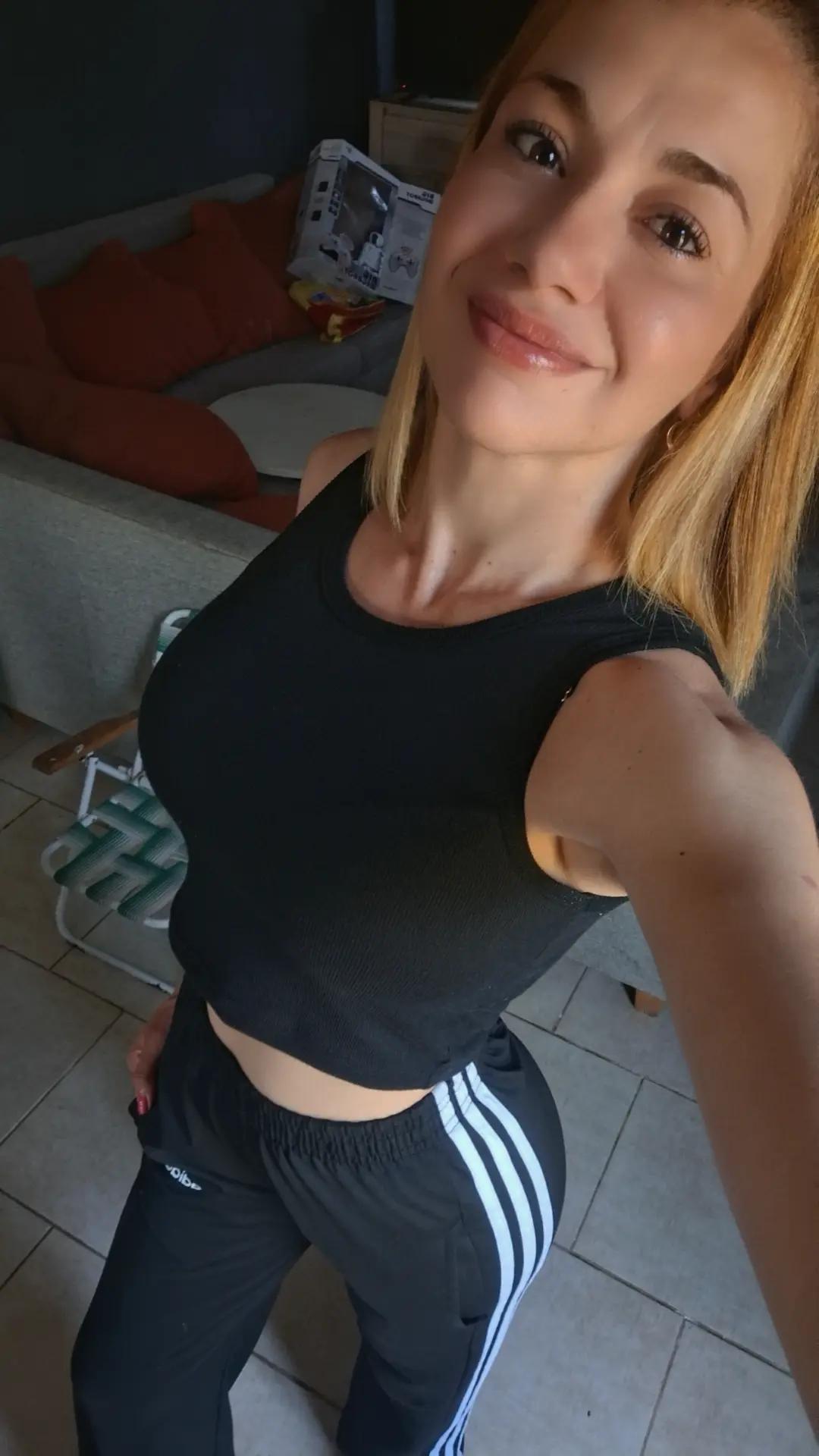 @Brenda Tatiana ๐คโค๏ธ๐๐ค๐๐๐งก