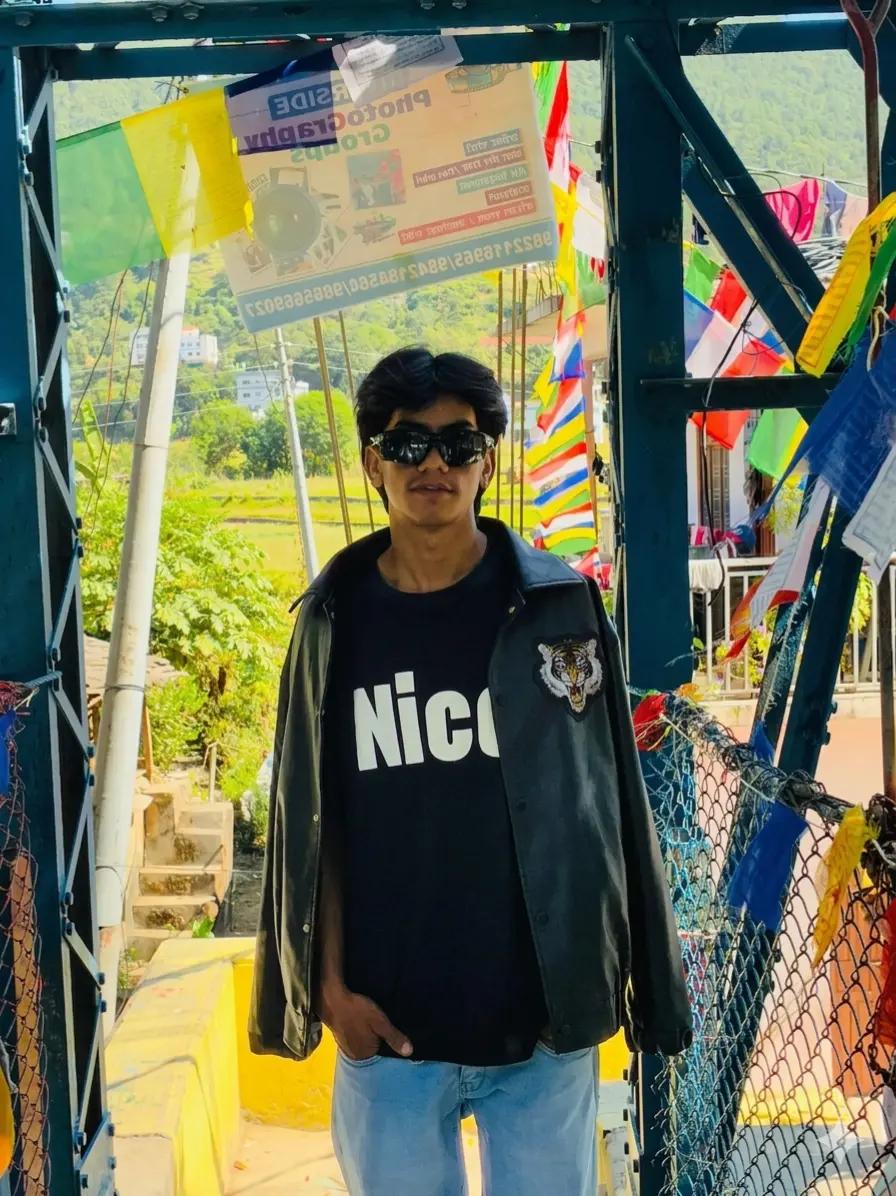 @R O H I T_🤙