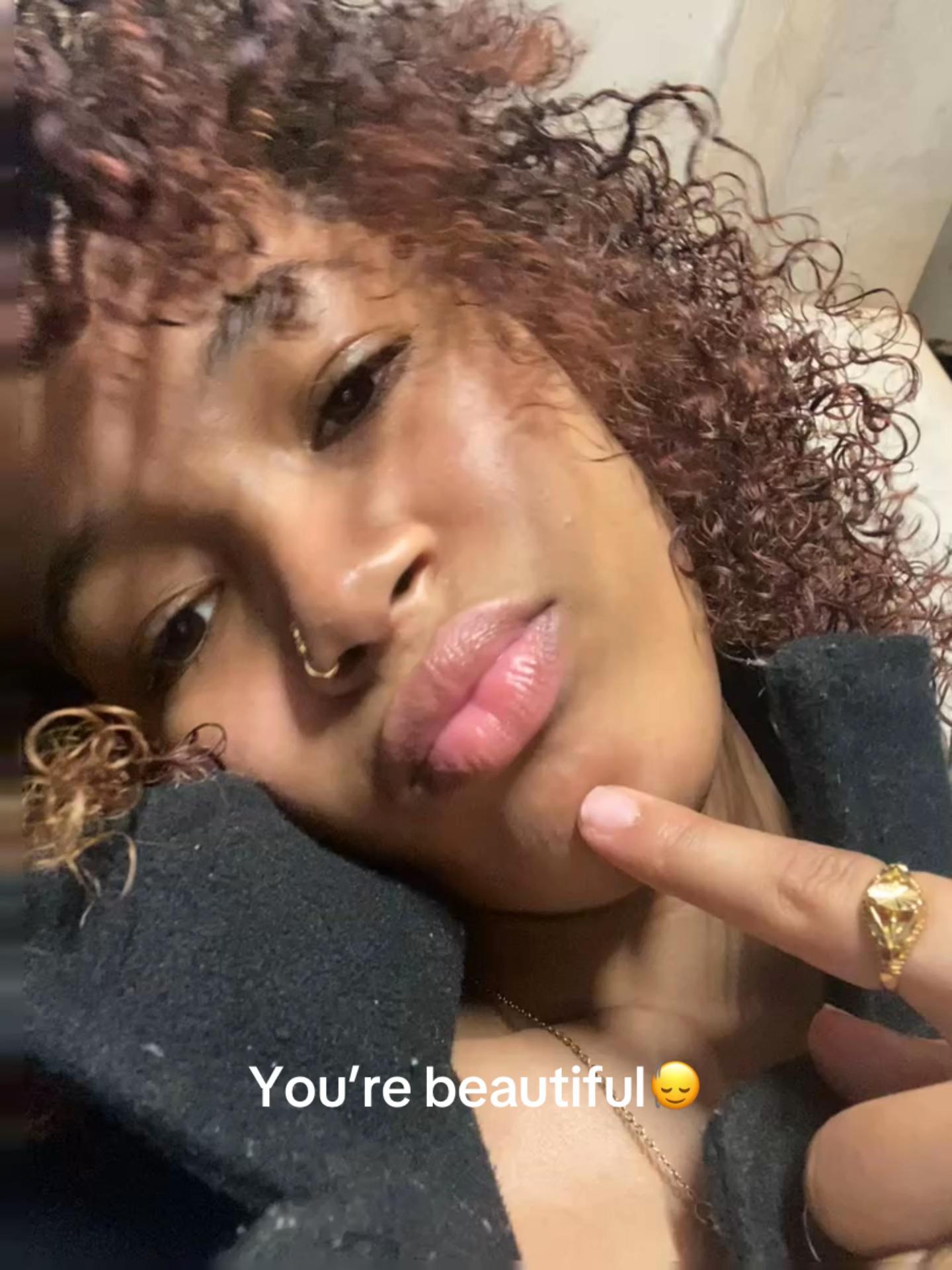 @Dayy💫