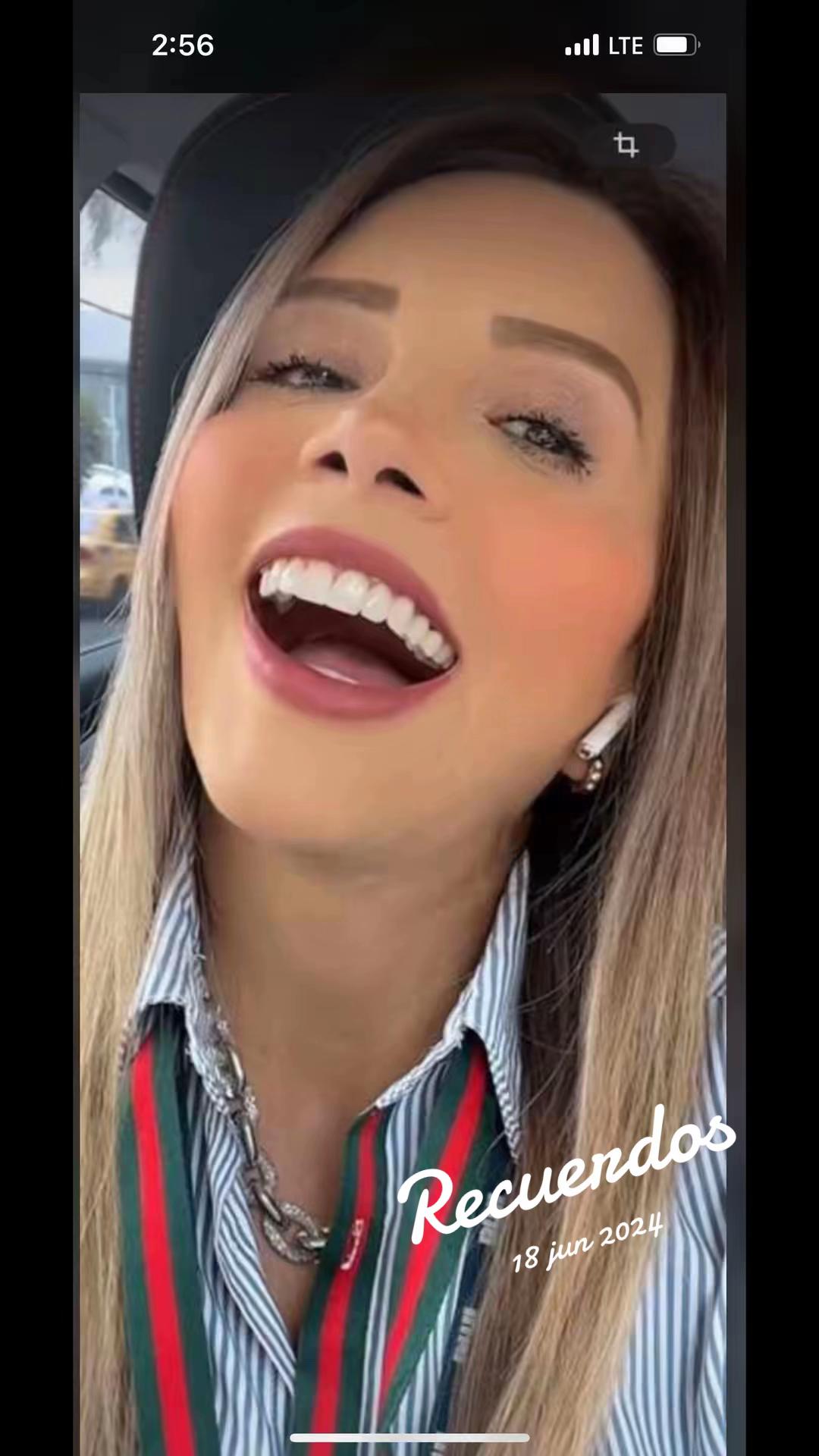 @Anna Karyna