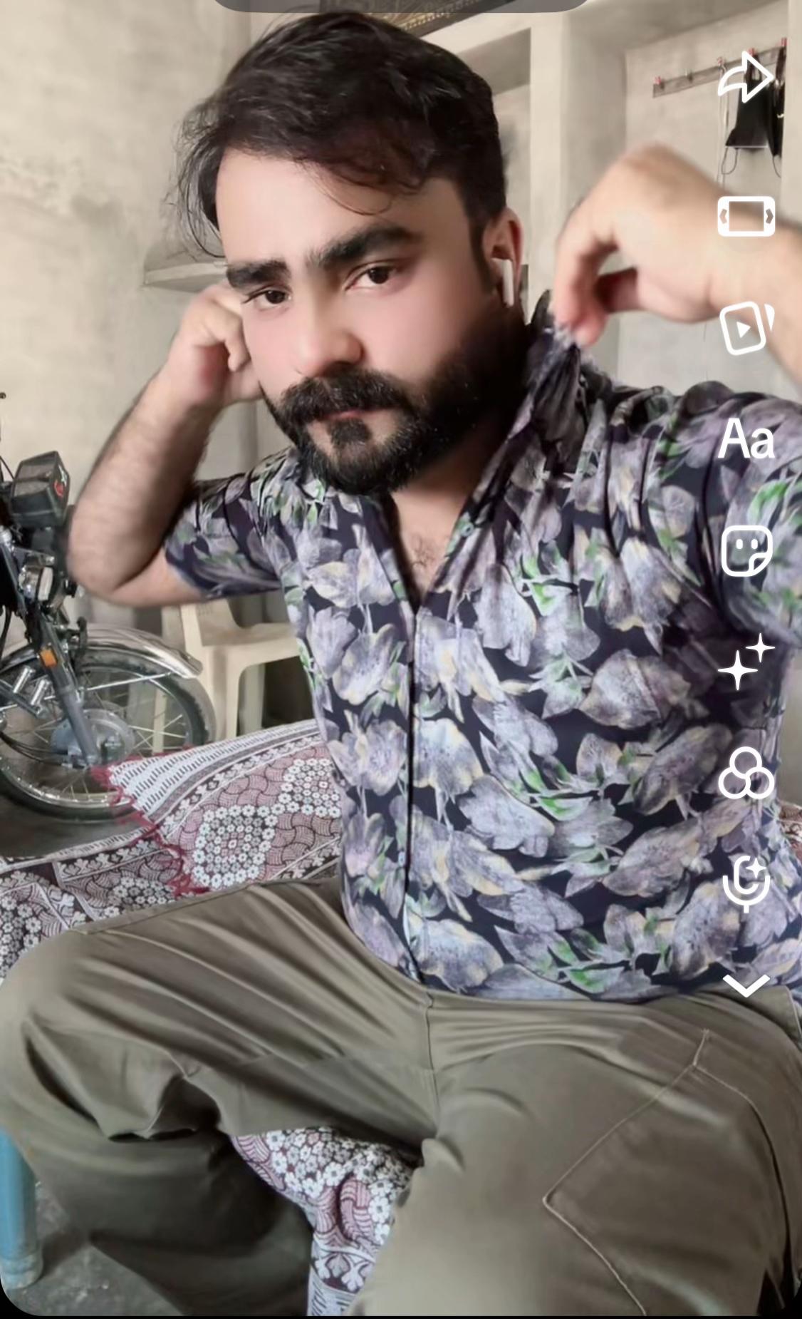 @AmjaD Awan🇧🇭