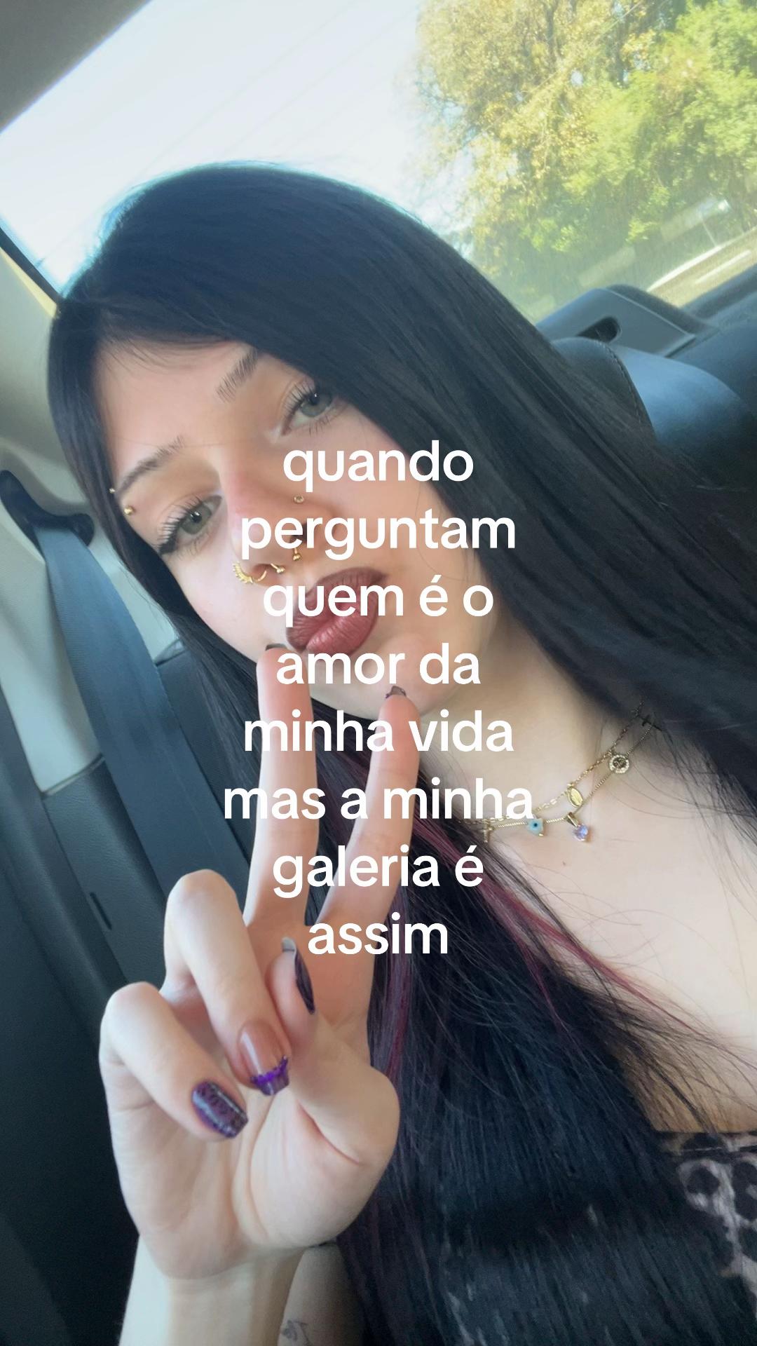 @letícia ✮⋆˙☭