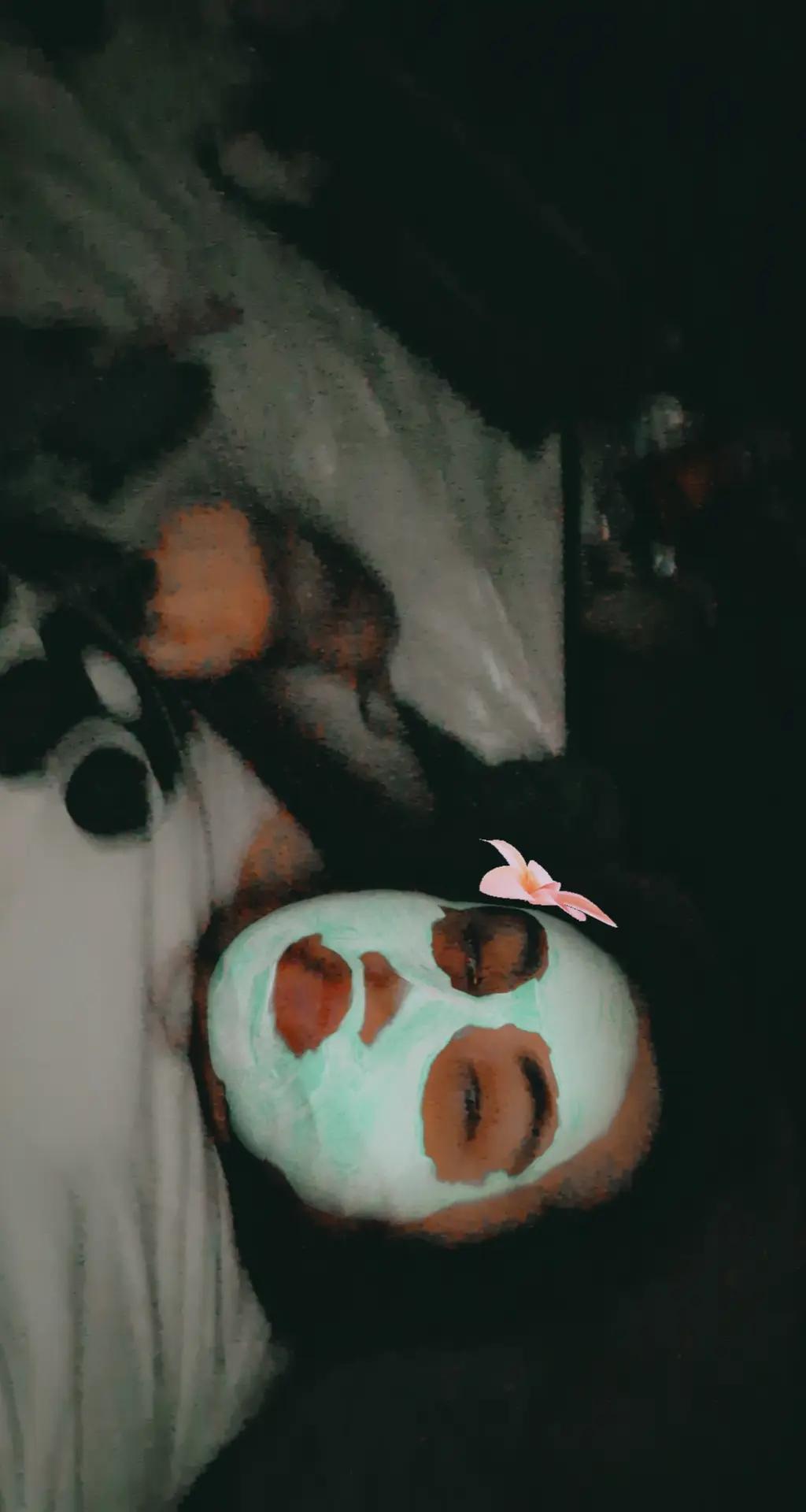 @Petite luna🤍