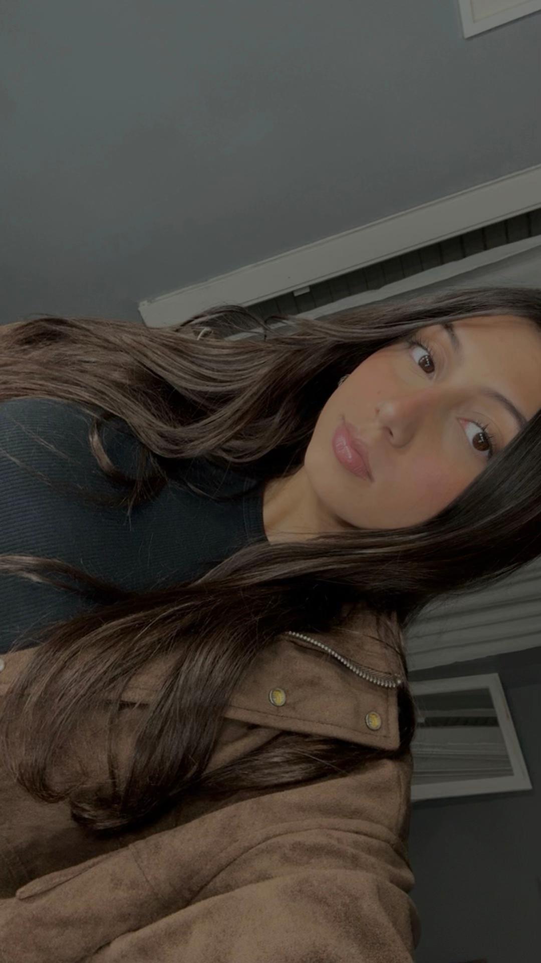 @𝐀𝐧𝐭𝐨𝐧𝐞𝐥𝐥𝐚