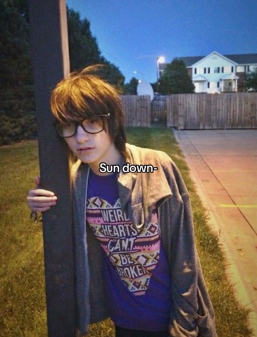 @𝔩𝔞𝔯𝔶𝔫𝔵
