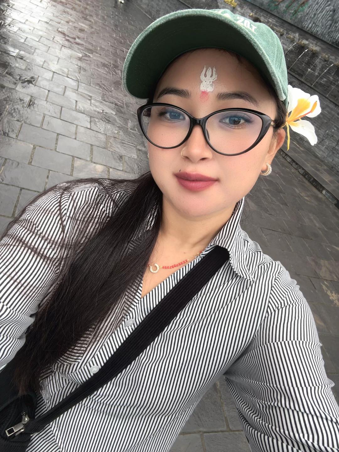 @रचना लोप्चन