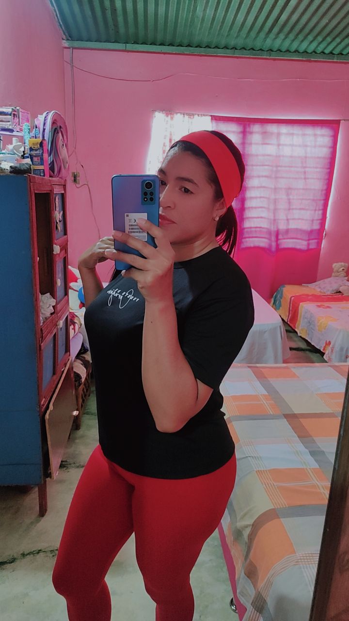 @jessika Flores