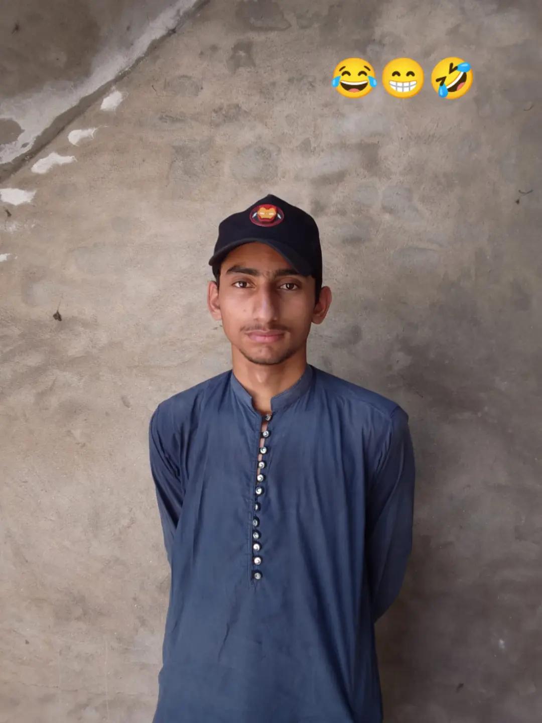 @AliHaider786🦁😎💫
