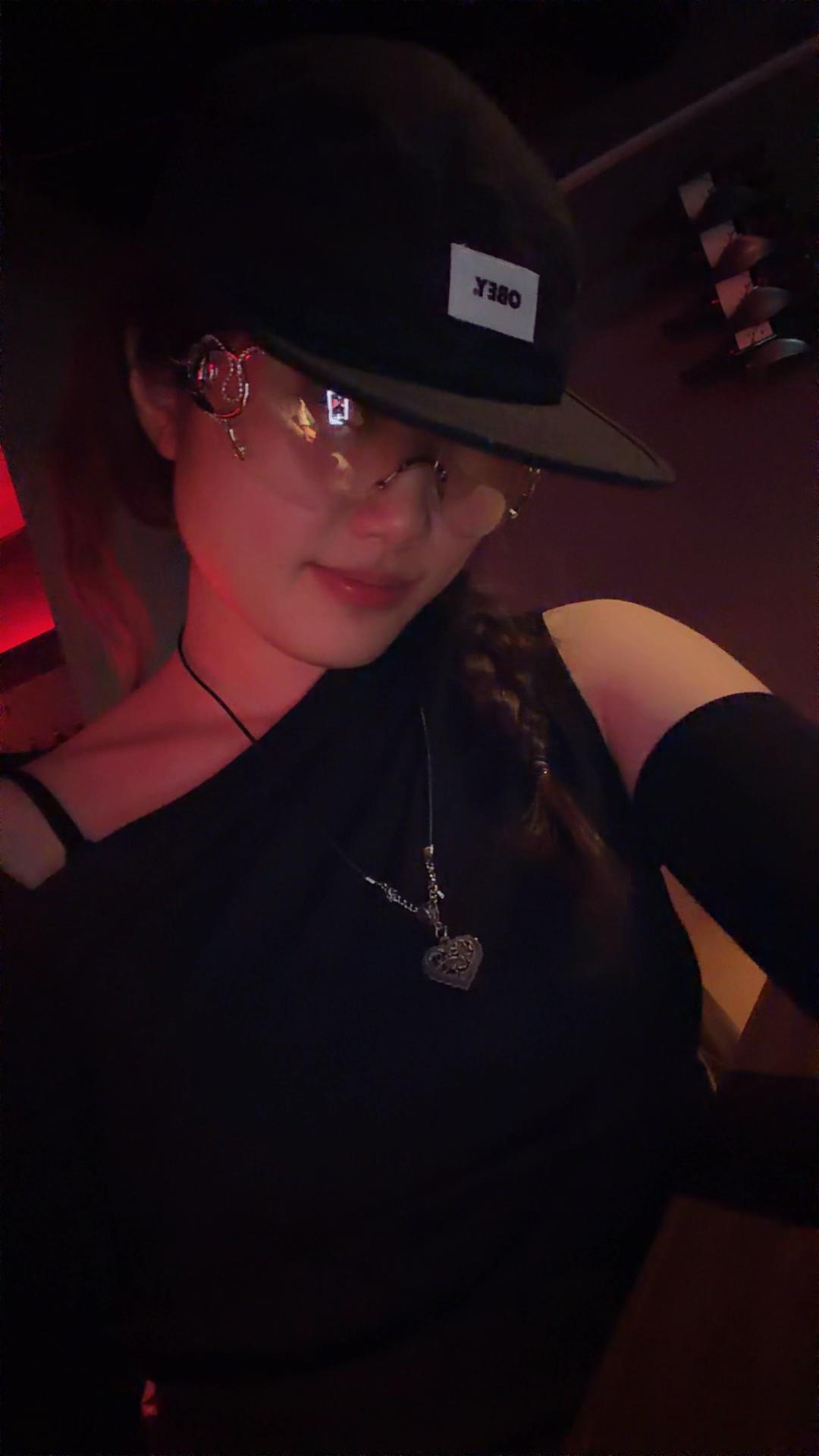 @지츄