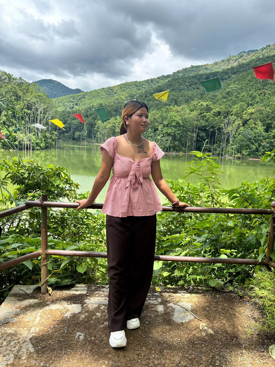 @Rãã Nêê 