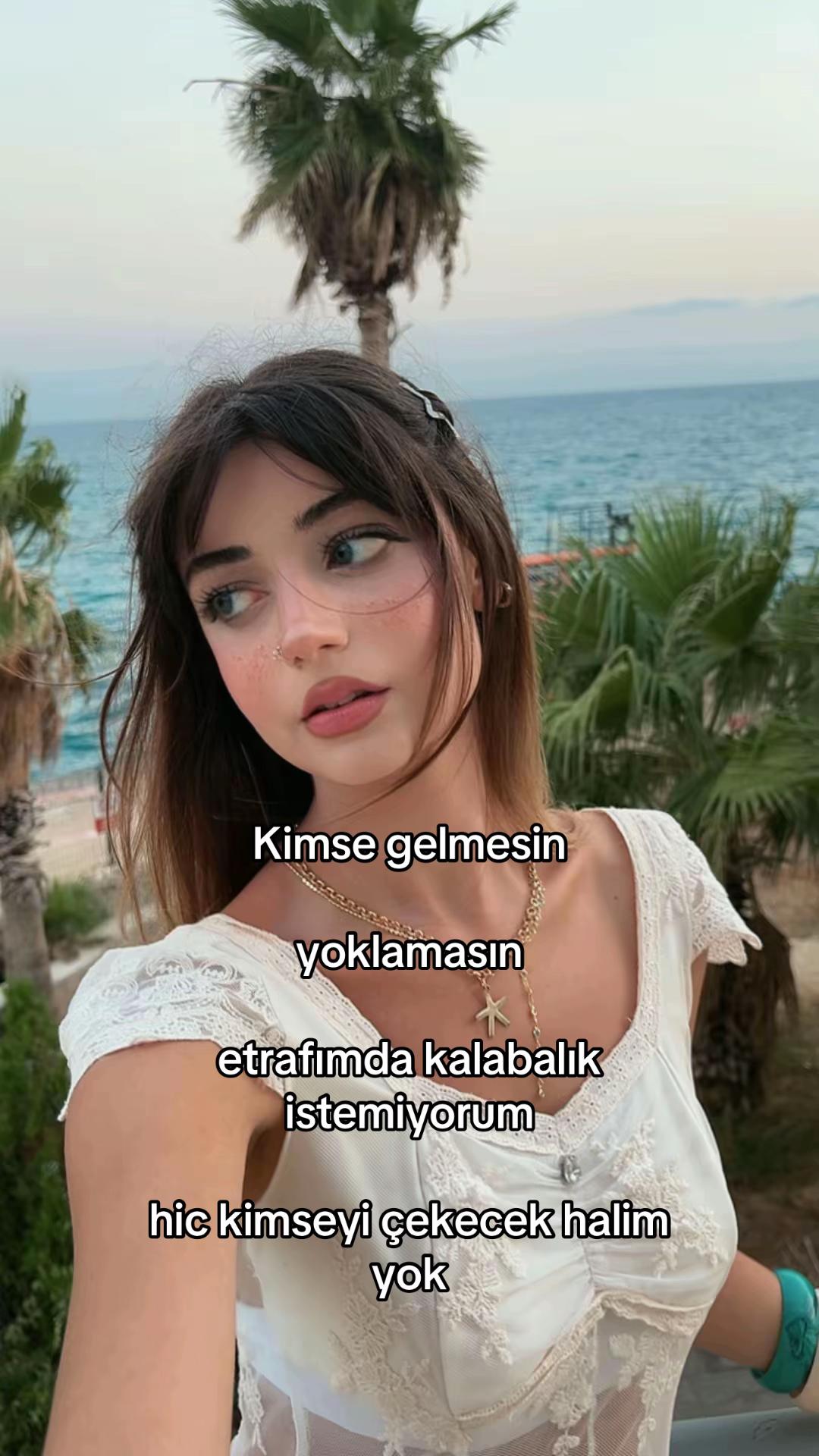 @adelinaskim