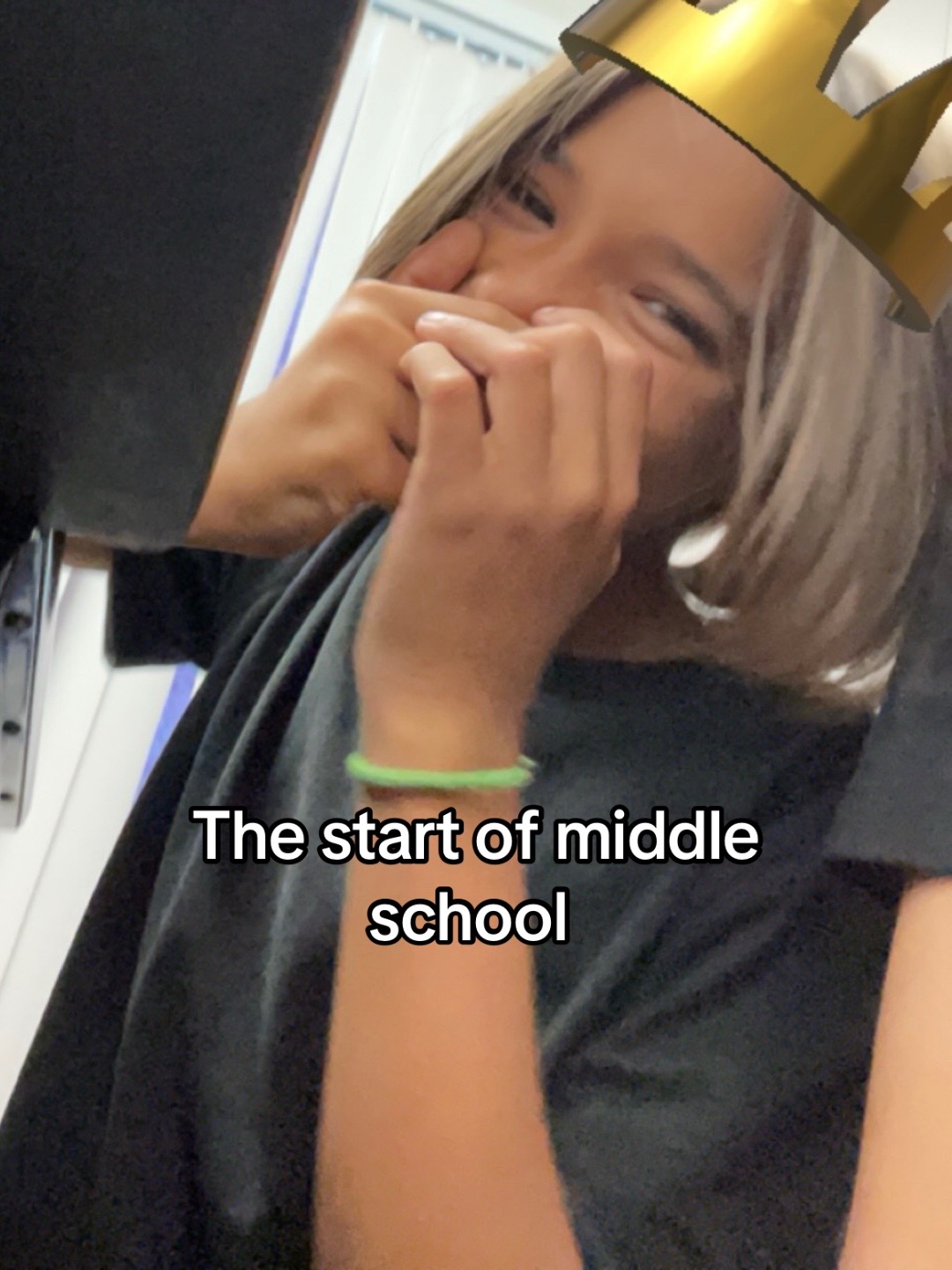 @𖣂