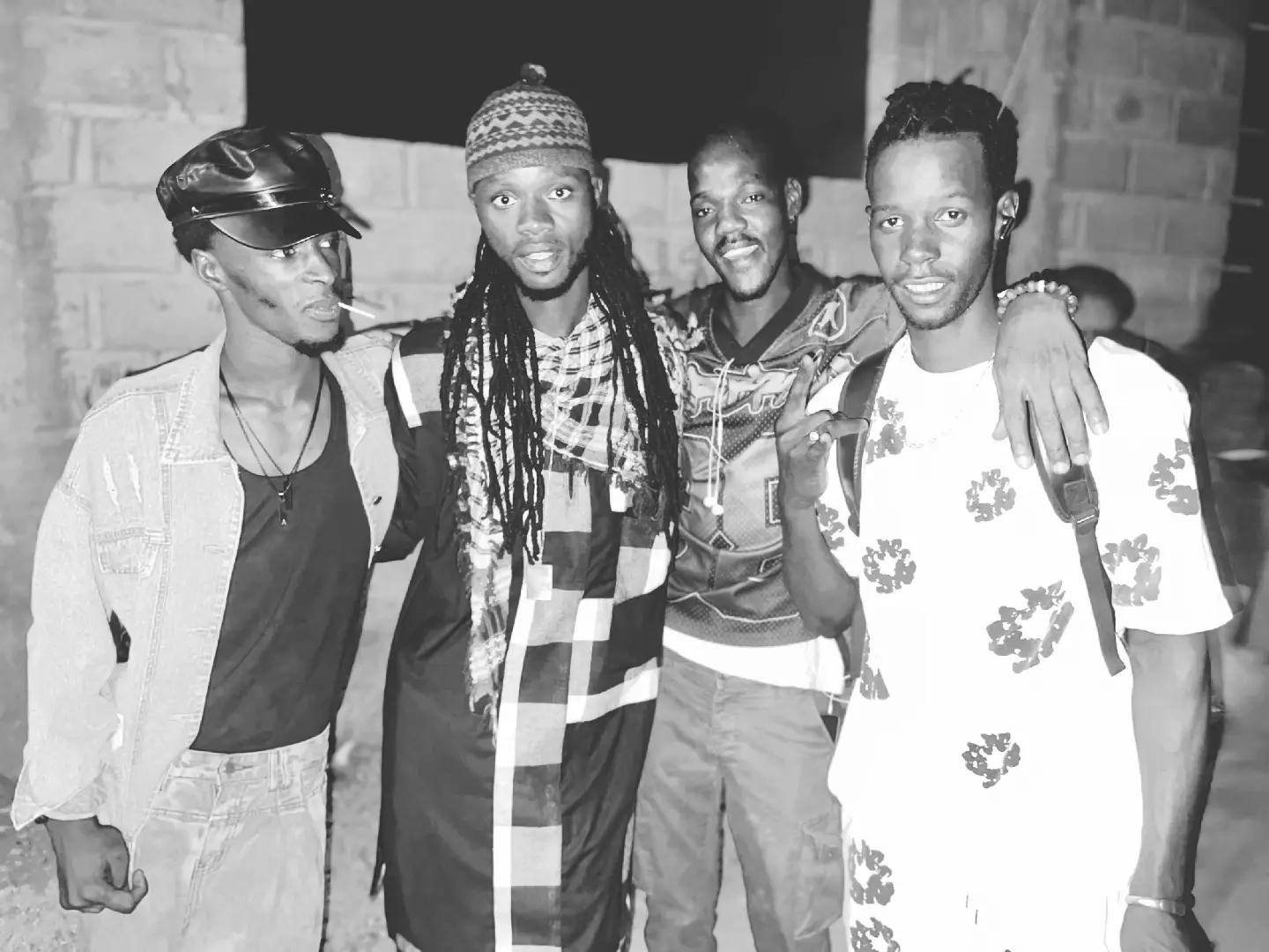 @70.920.89.69 pape baye fall bi