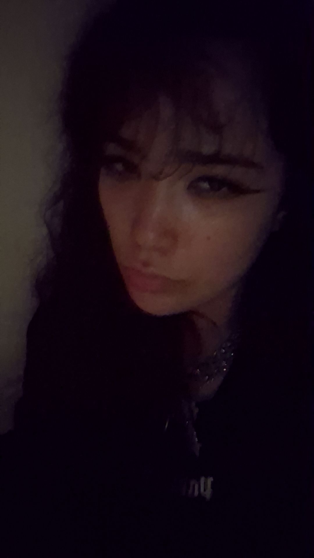 @𖣂