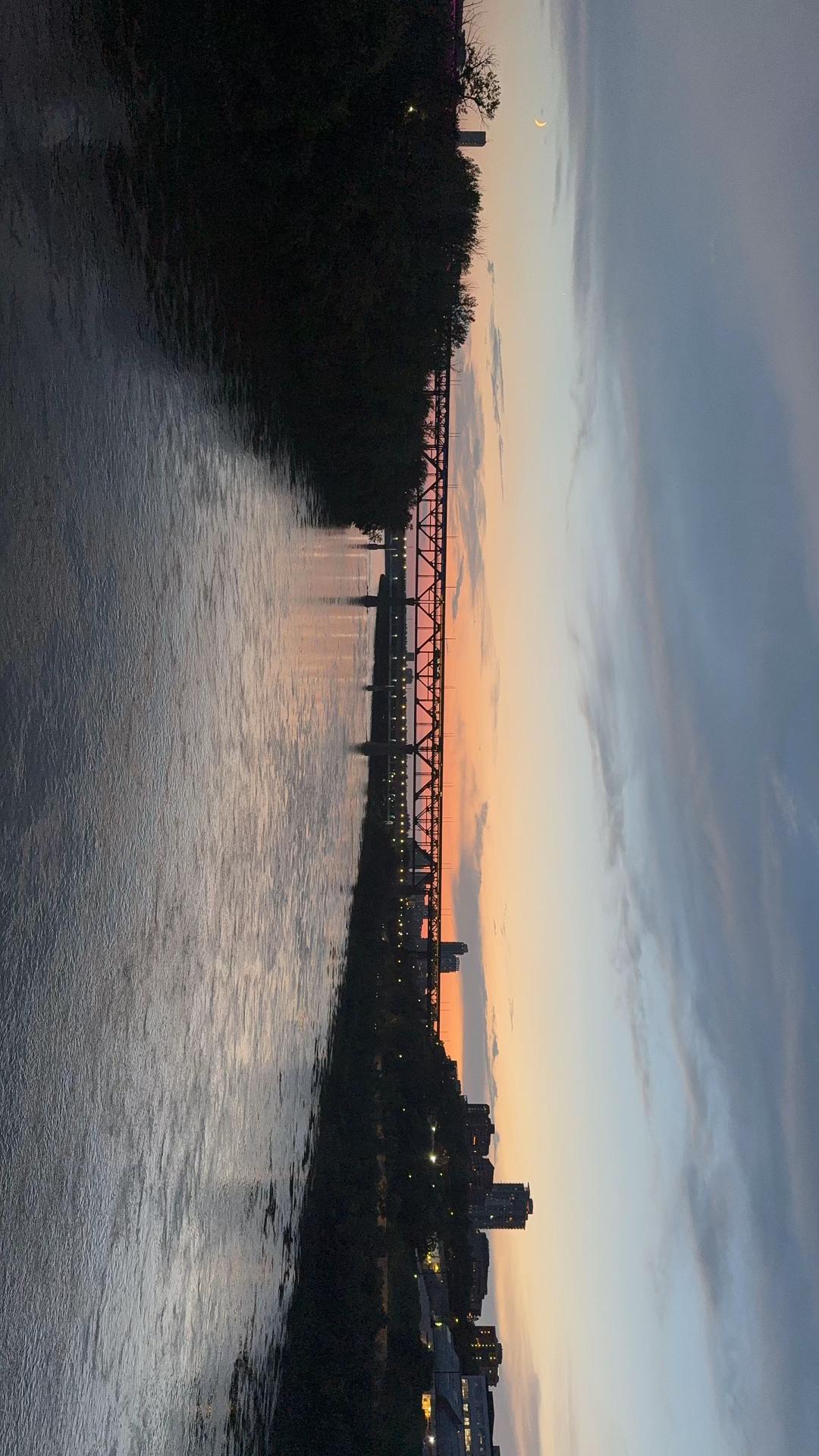 @Dar Lamb 🇨🇦 🏳️🌈