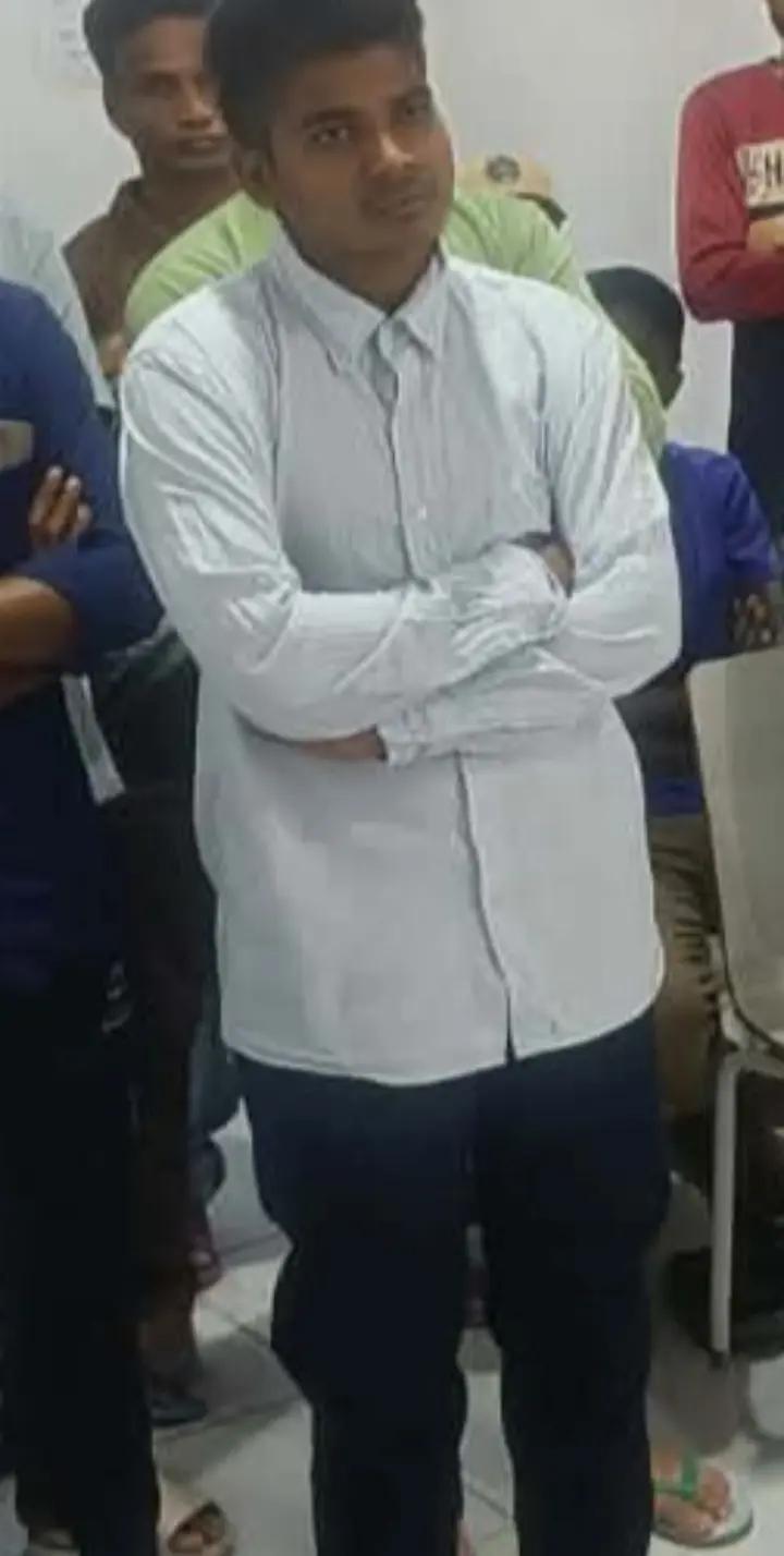 @Reesika Ratna Reesik