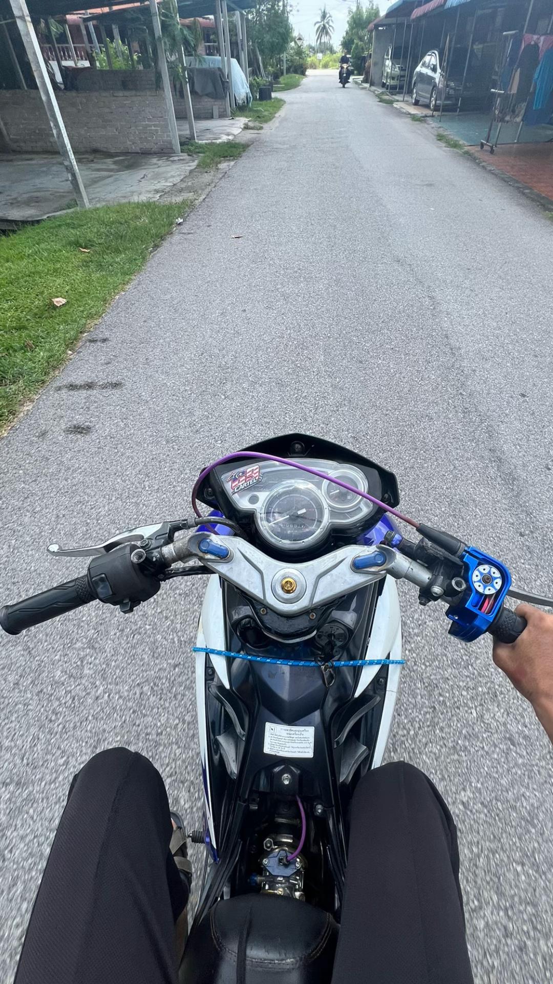 @AR£🧬