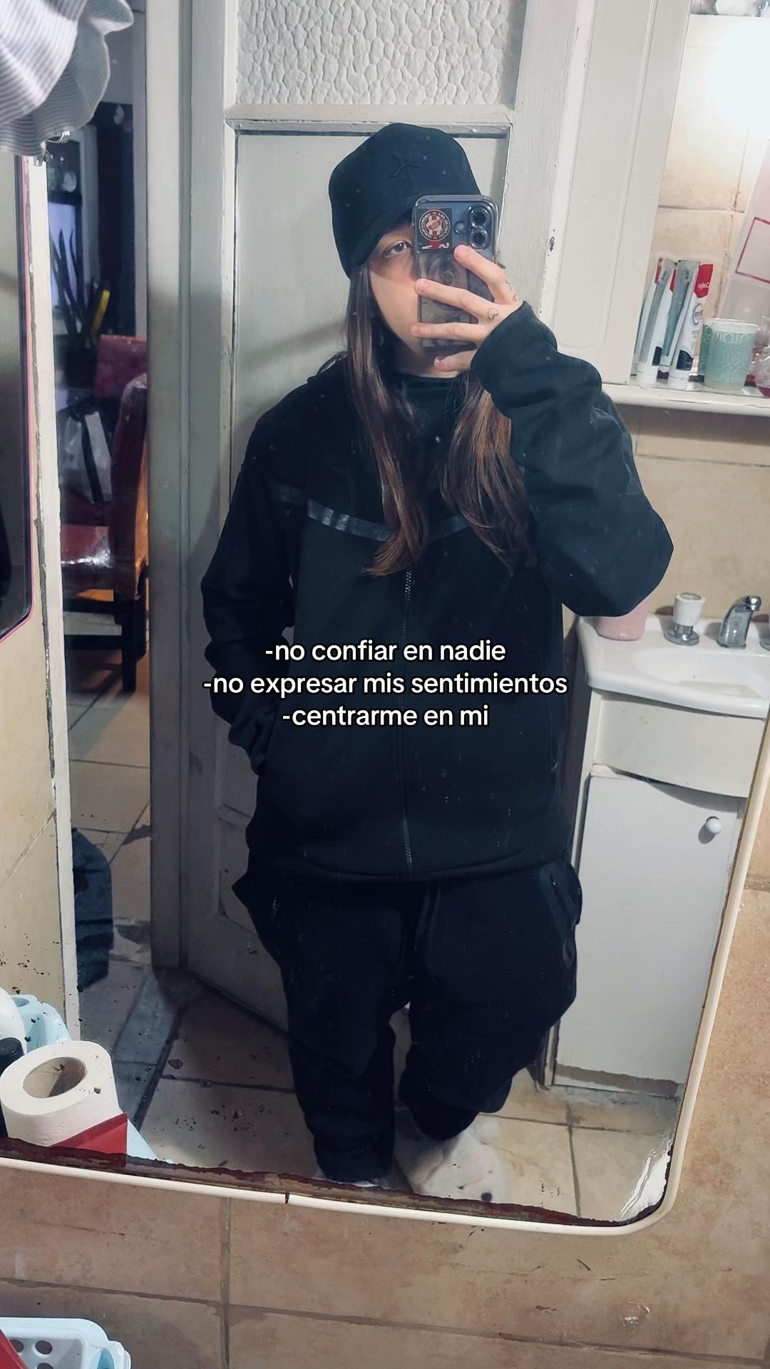 @𓆰𓆪.