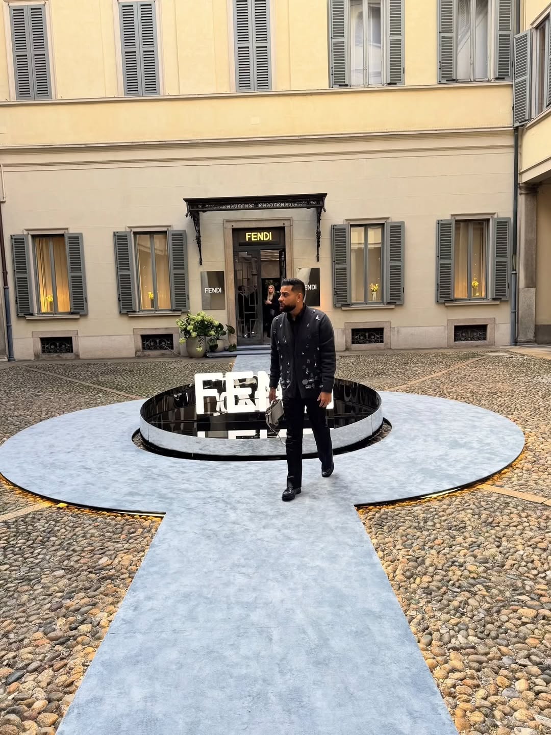 @Karan &Agrave;ujla