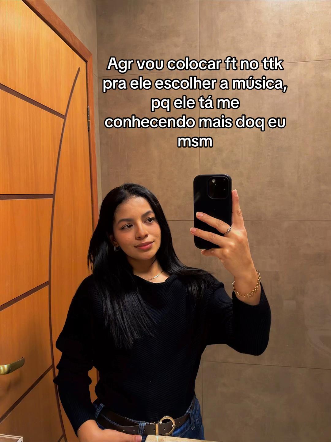 @Mayara Drummond🇧🇷