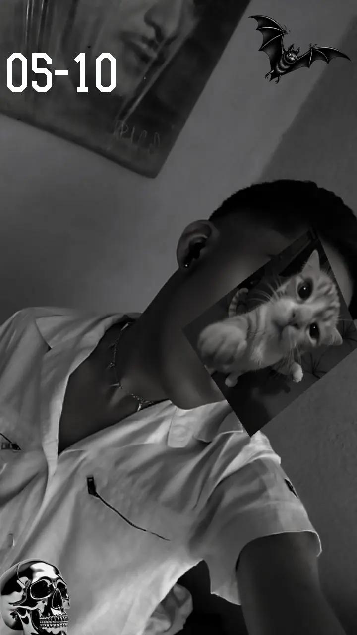 @francisco;&🖤♑️👻