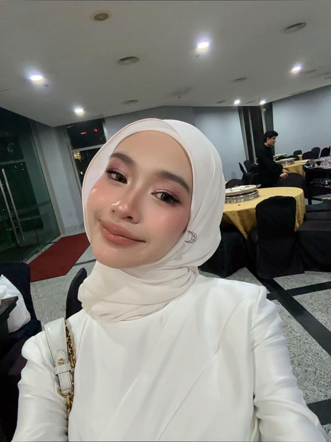@Ana Farzana