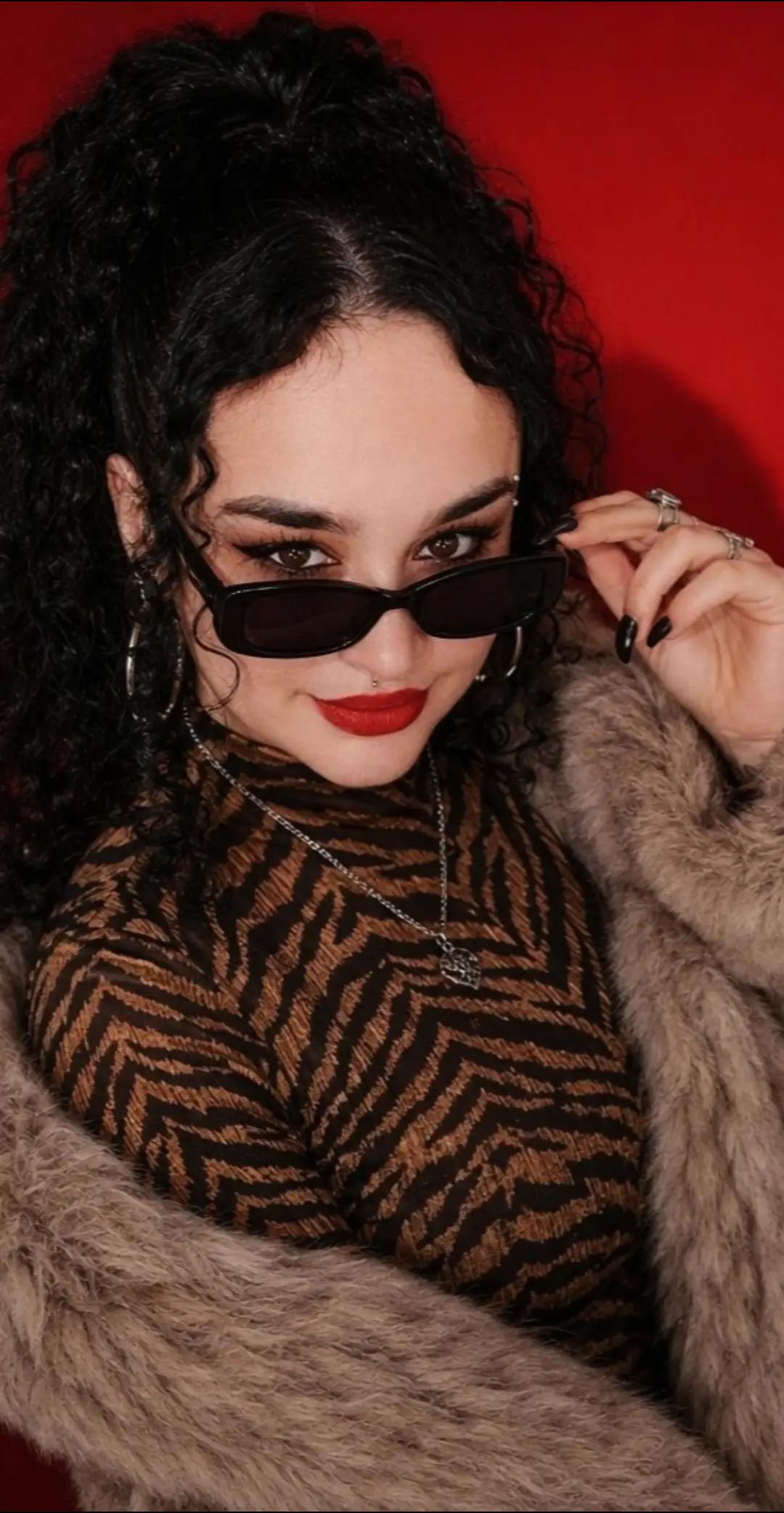 @Lilith Queiroz😎🌹🏳️🌈