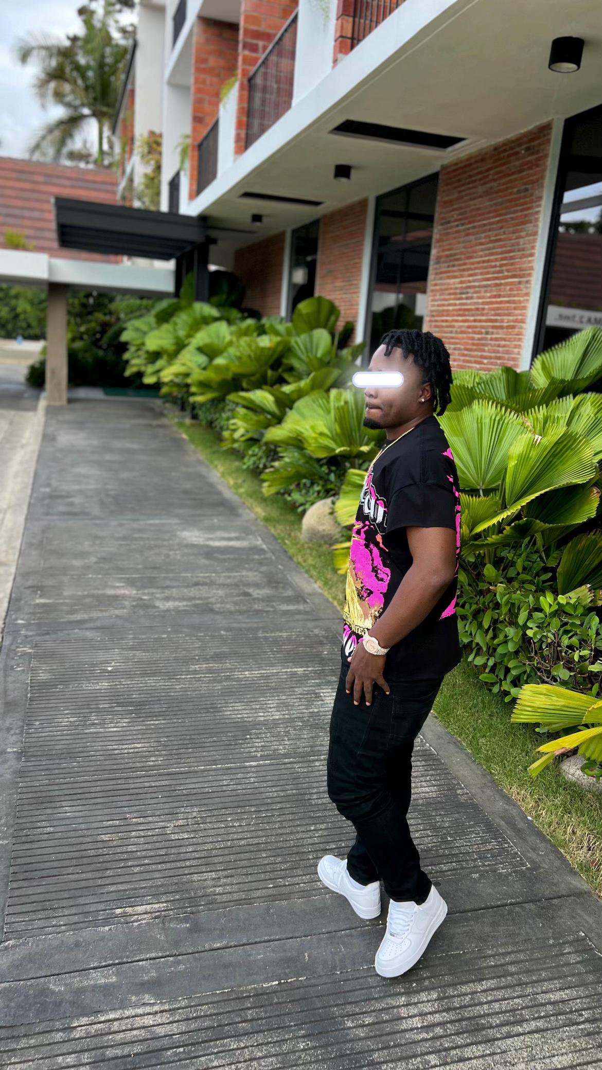 @𝖕𝖑𝖆𝖞𝖇𝖔𝖞 KENS🤴🏾🤍🇭🇹