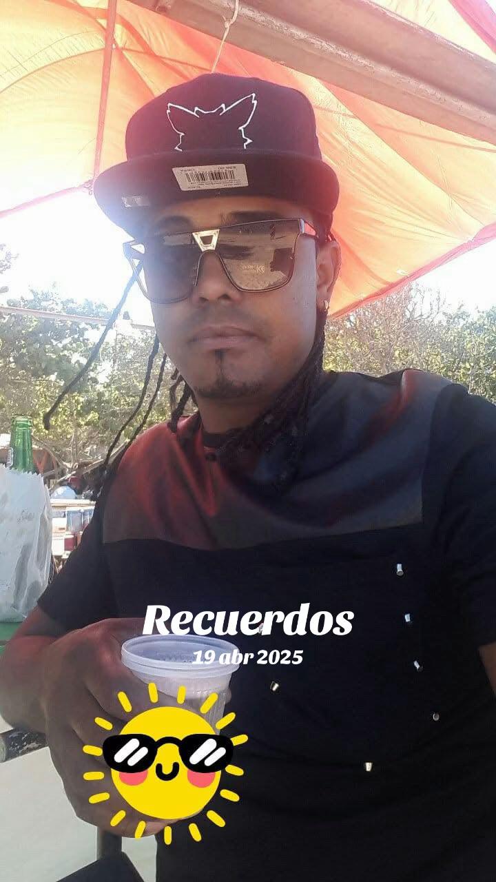 @Morel 😎🖤🙌🏻