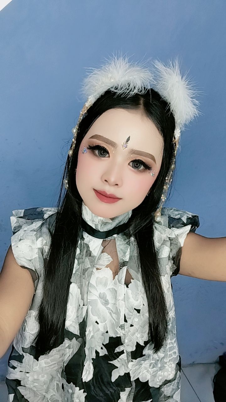 @🌸𝔹𝕖𝕝𝕝𝕒 ℂ𝕙𝕠𝕞𝕖𝕝𝕝🌸