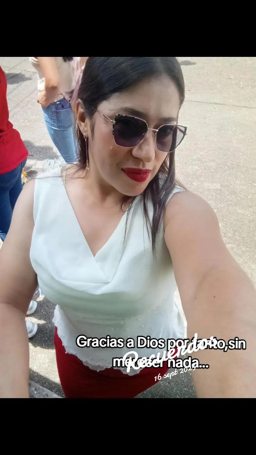 @Leonela Chica de Videos 0311
