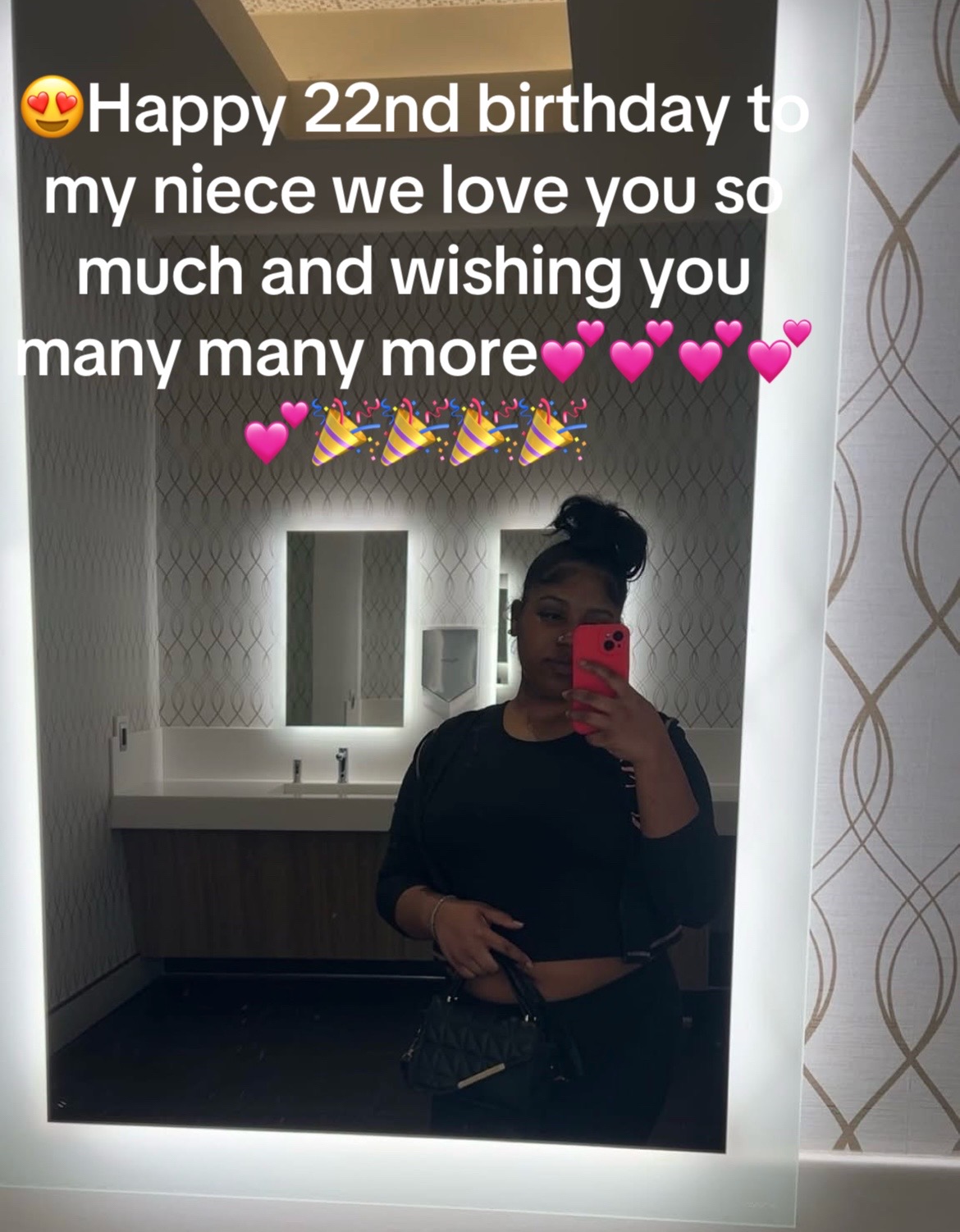 @Tamara Booker800