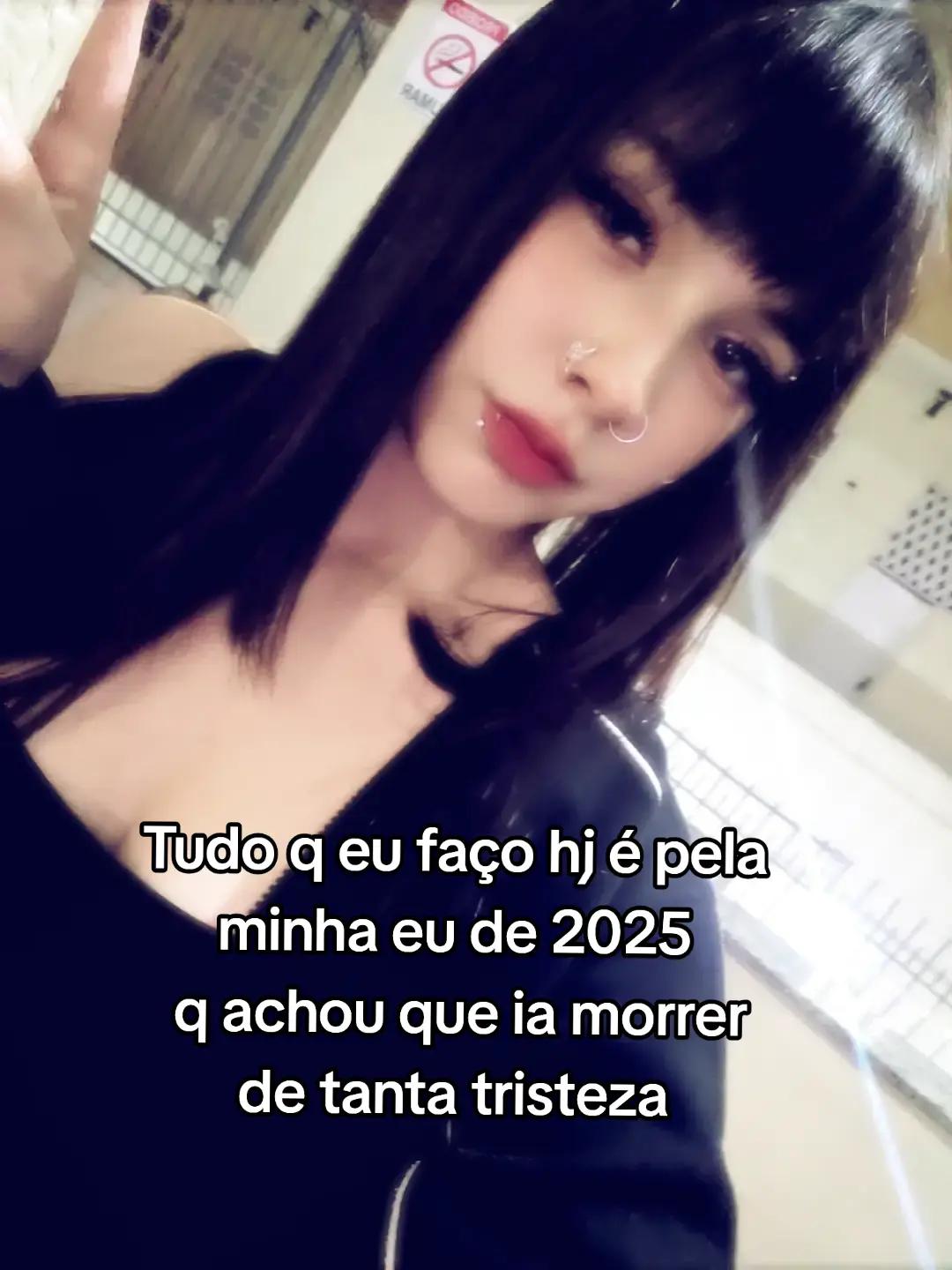 @stezinha_0)