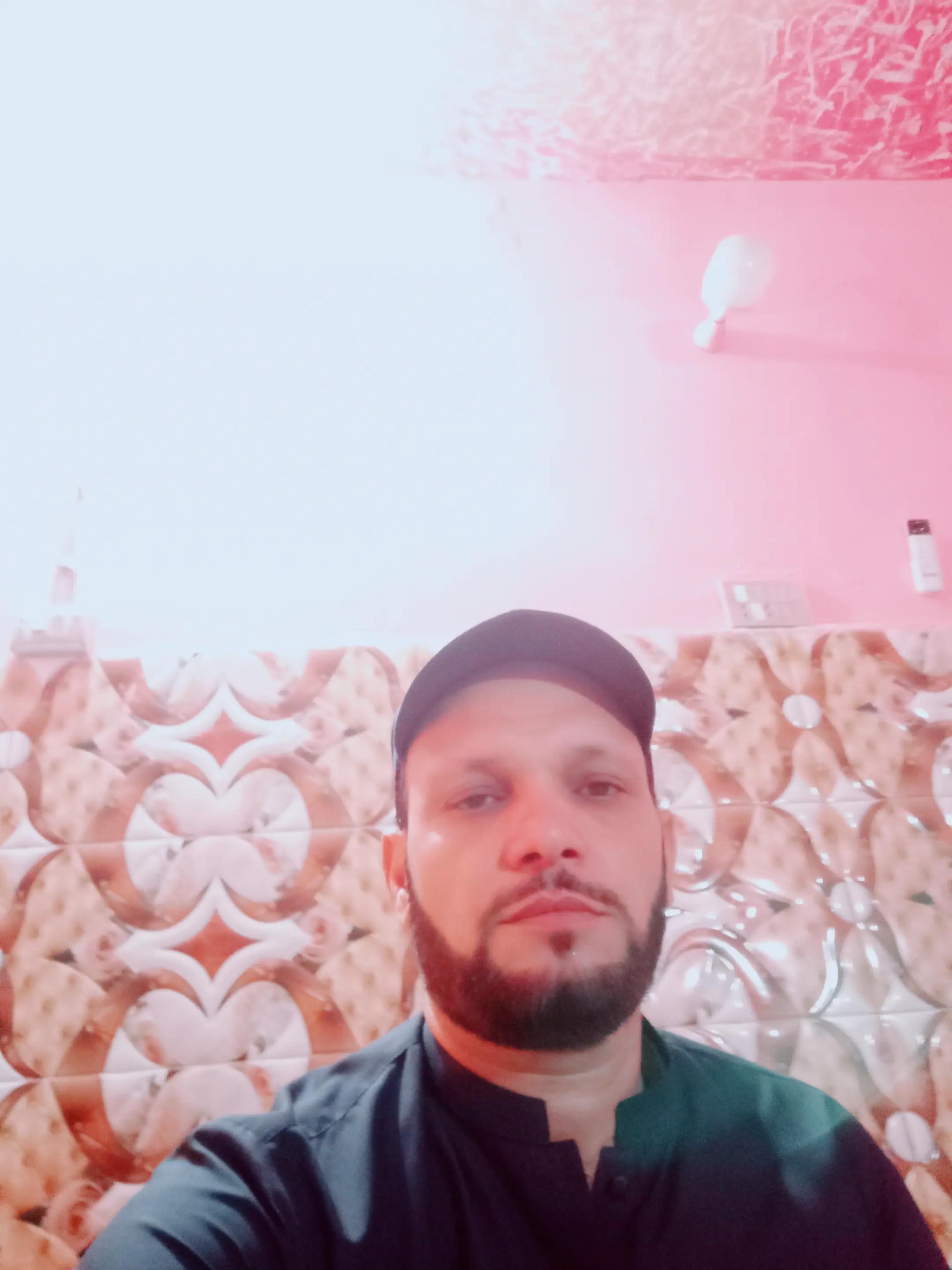 @Altaf afraid DX(🤘){] [}