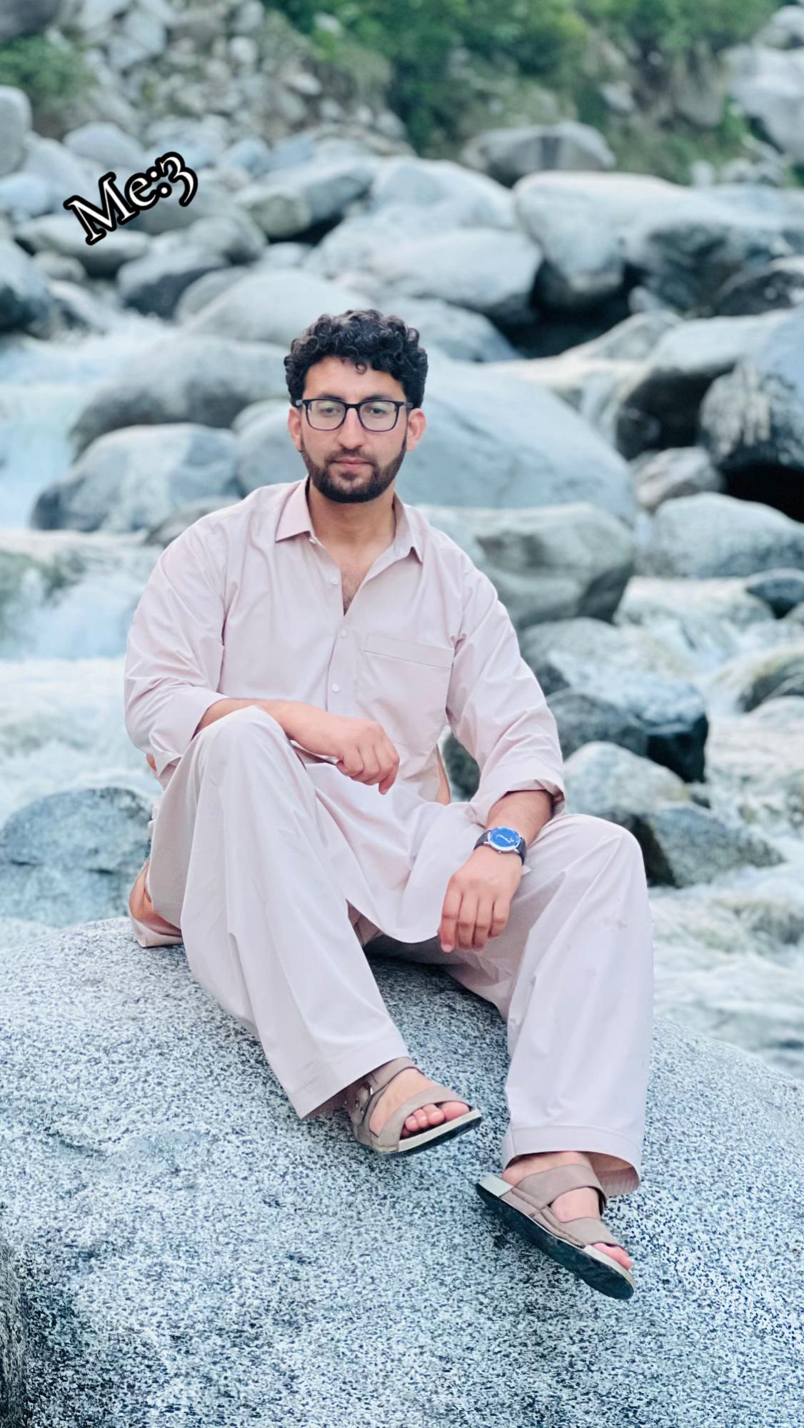@HassaN shah.