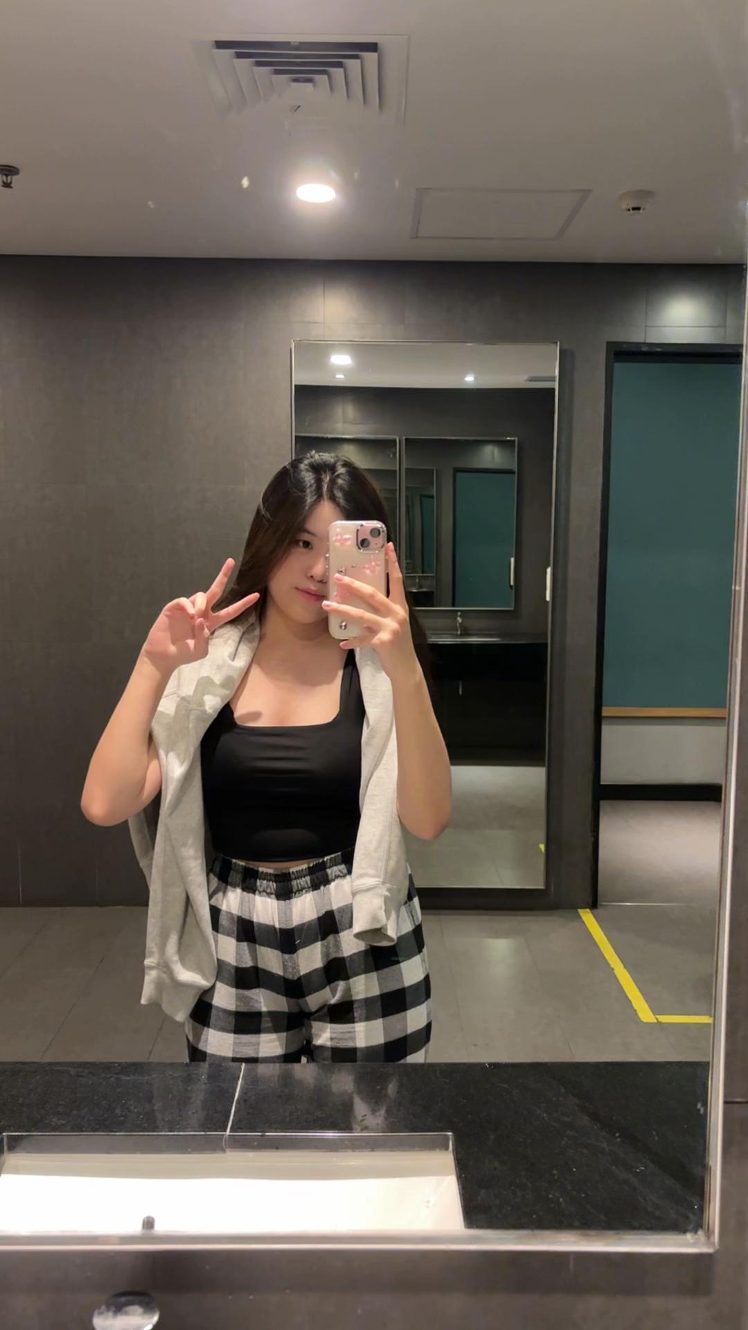 @calista_