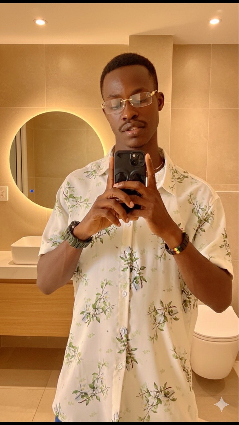 @Birdman 🦅 ♡ ♤ 👮🏾&zwj;♂️⚽️🇺🇸