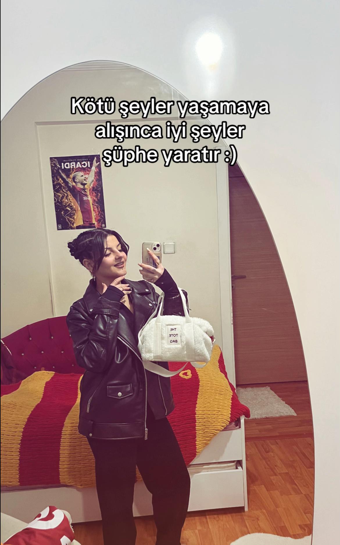 @࣪
