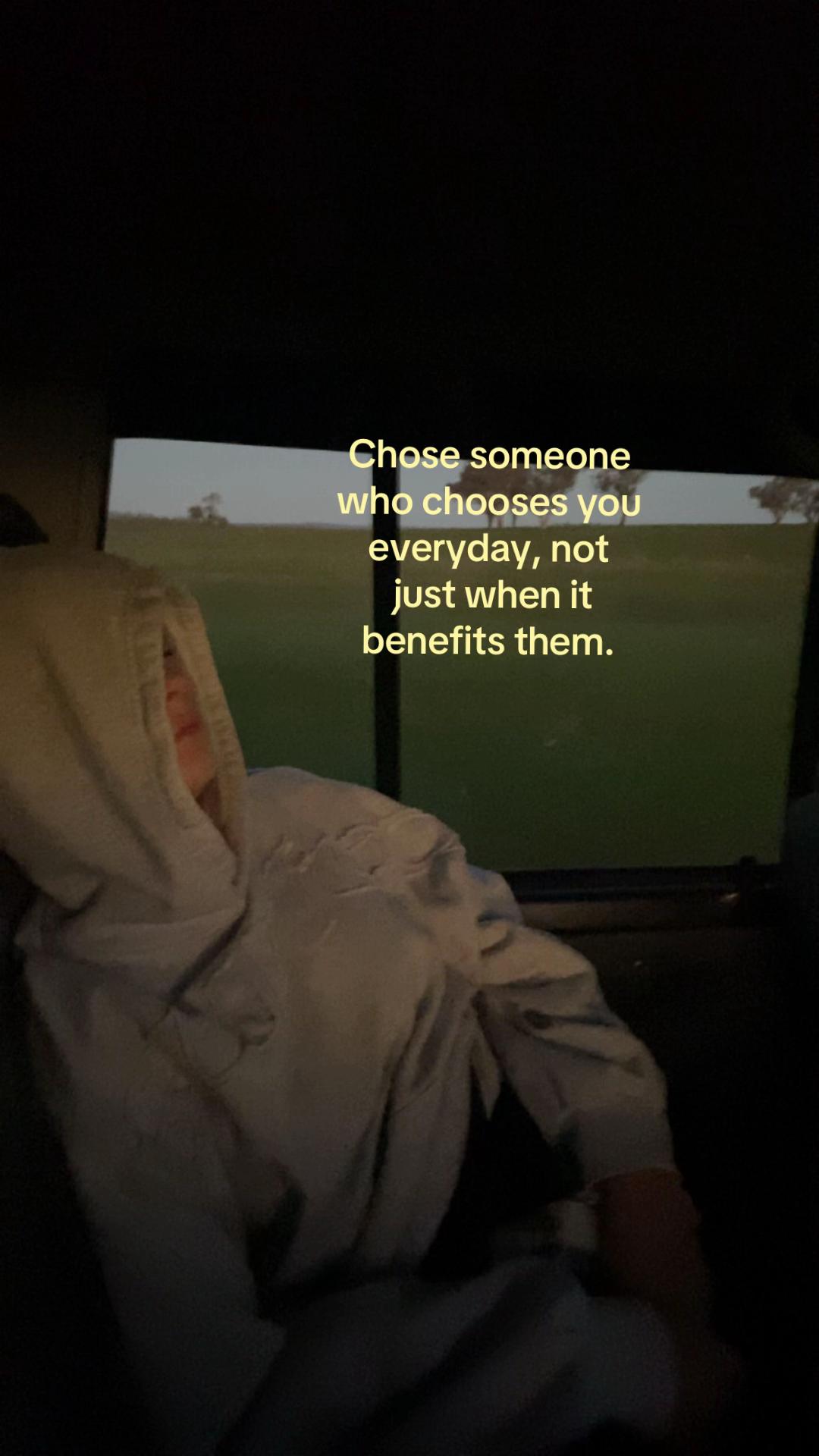@𝑒𝓁𝓁 𝜗𝜚˚⋆