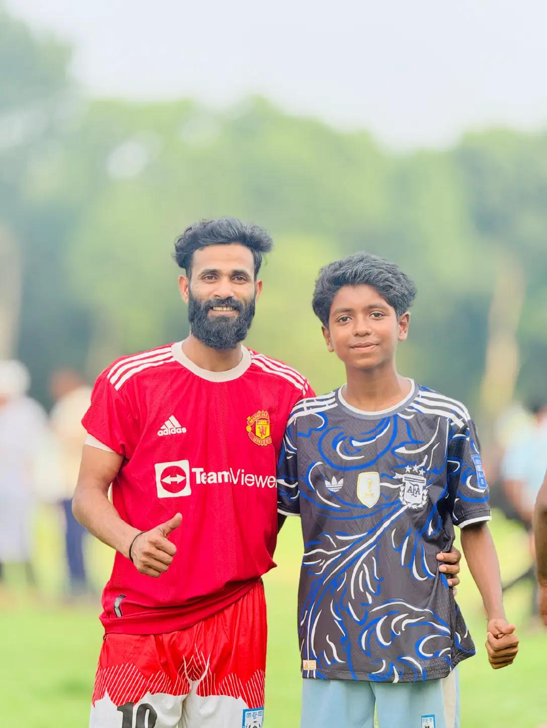 @🔵 Footballer Leo Gazi 10 🇧🇩