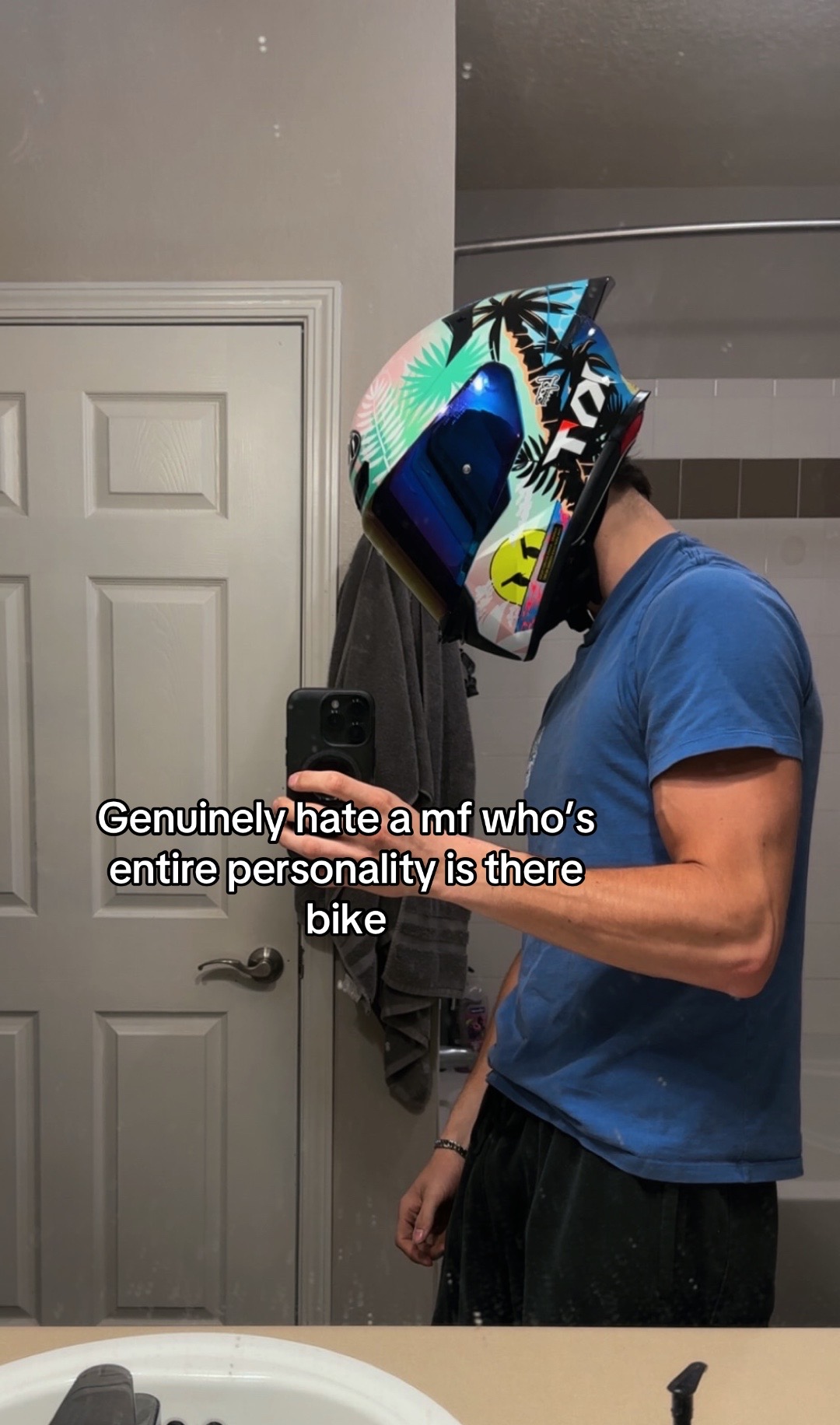 @️
