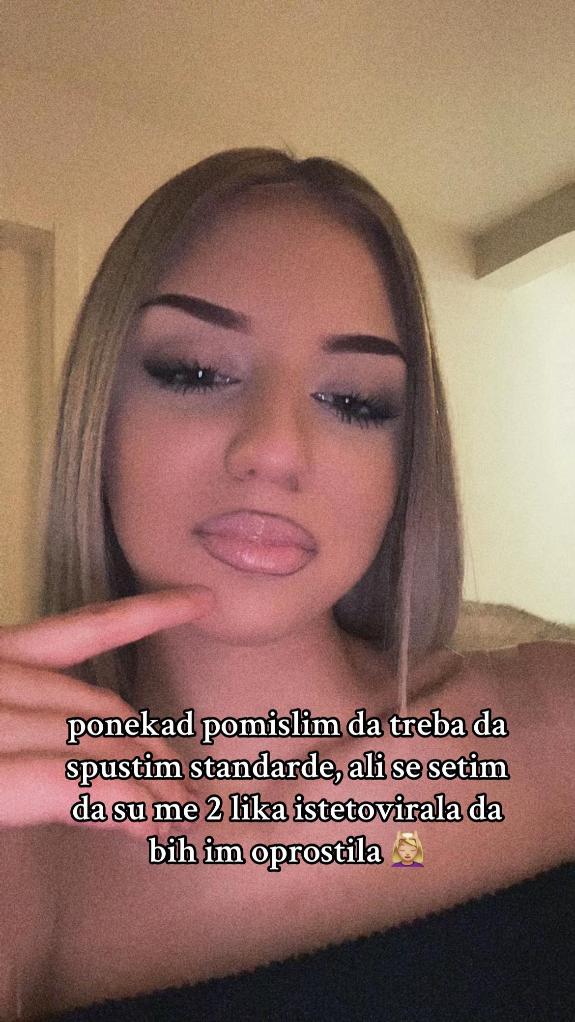 @kaćaa🥥