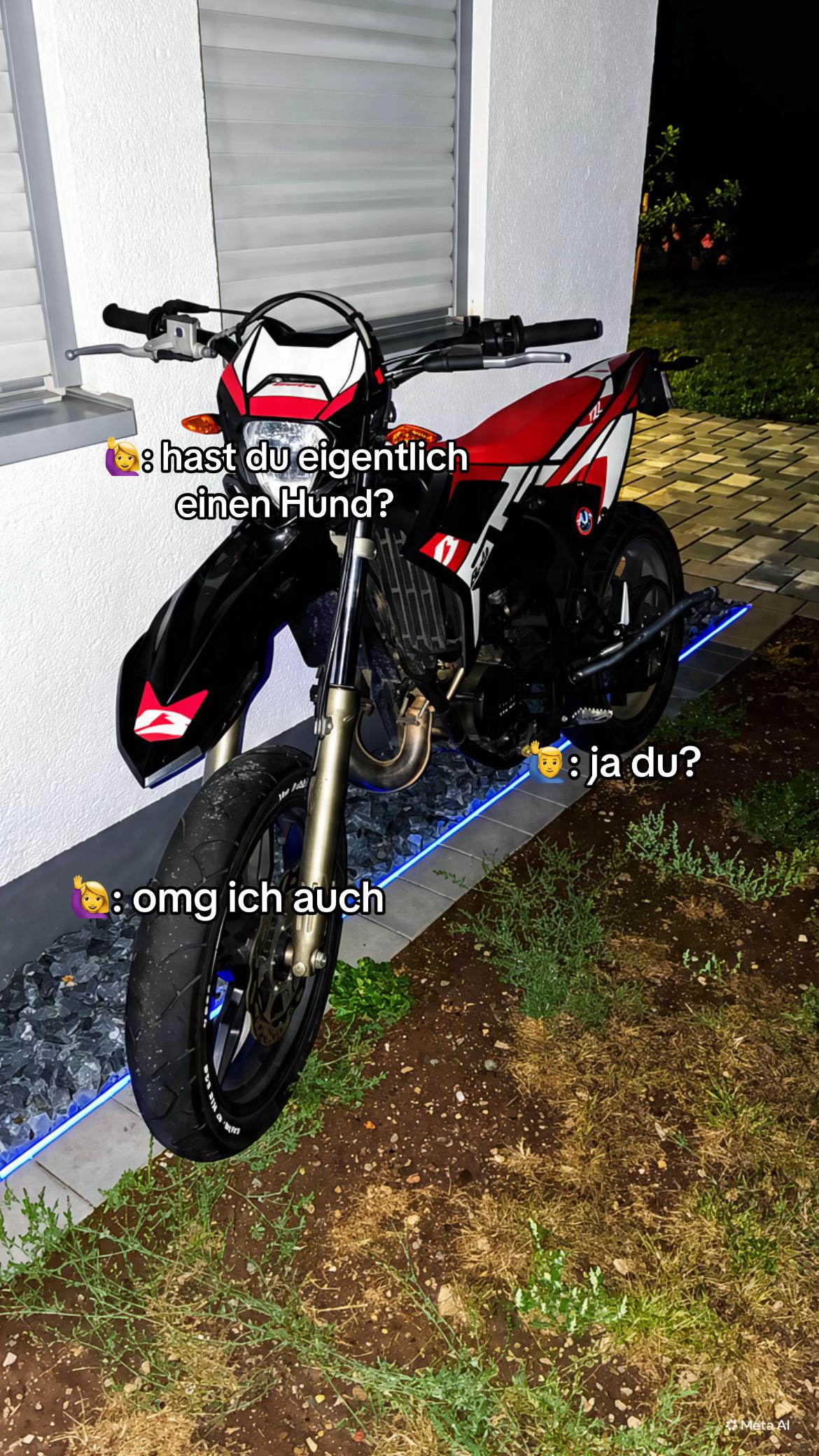 @💫