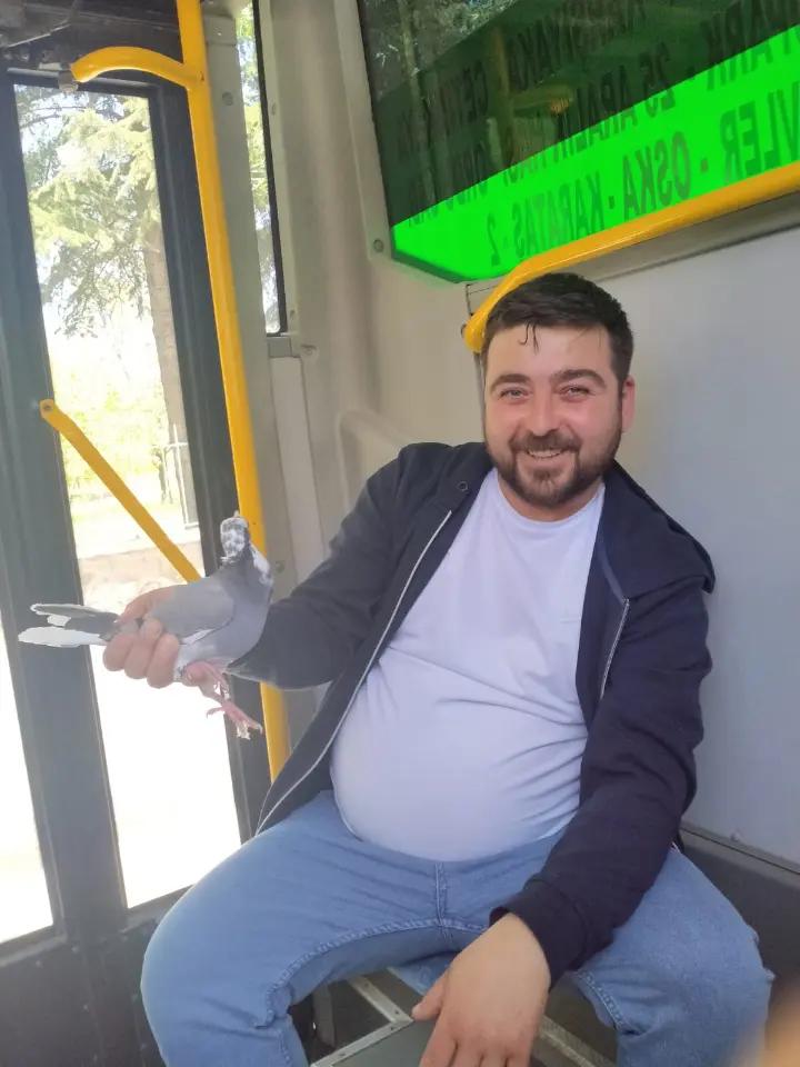 @Bir kadın tanıdımAğlıyordu